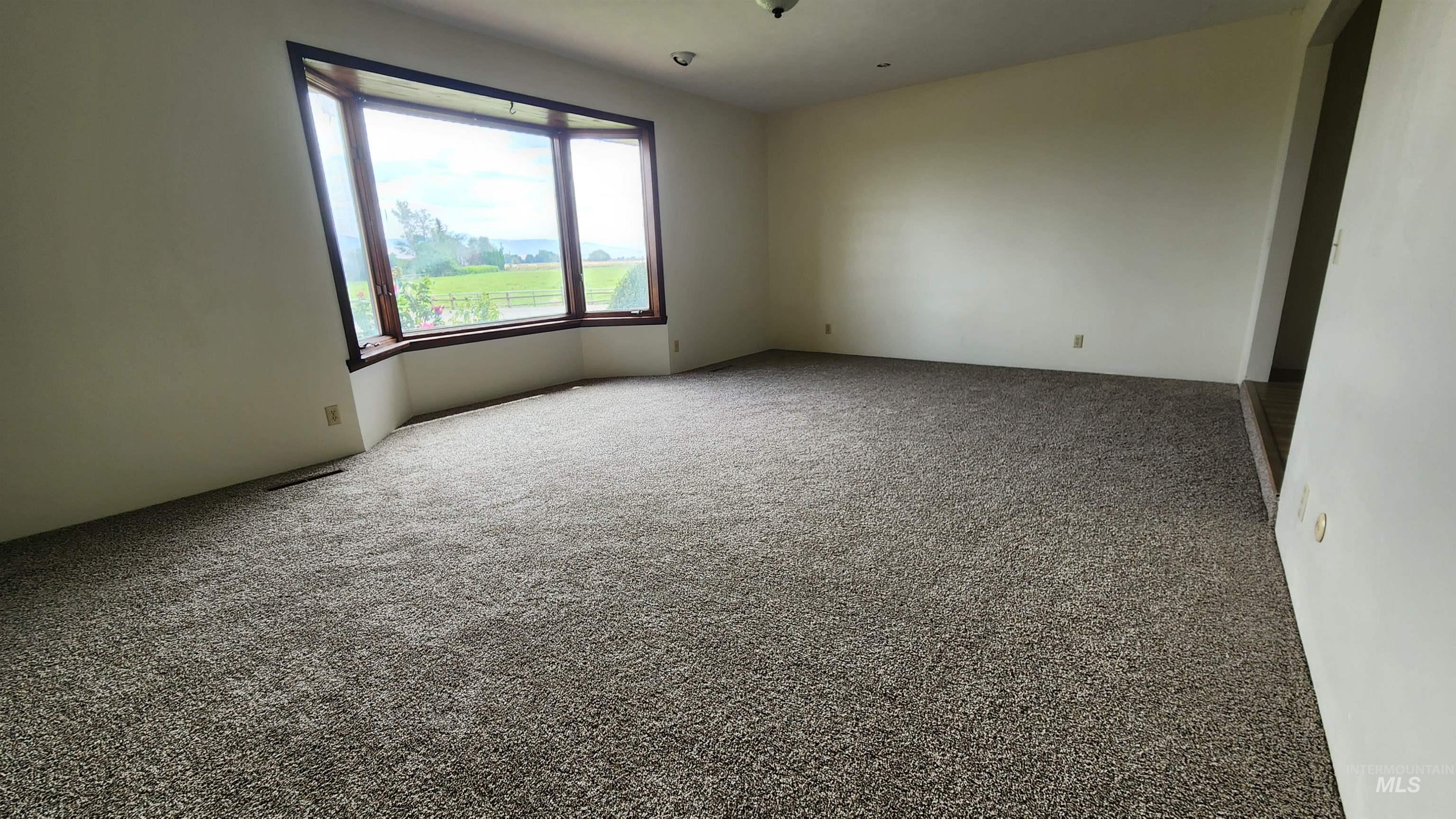 288 S 123 W Property Photo 2
