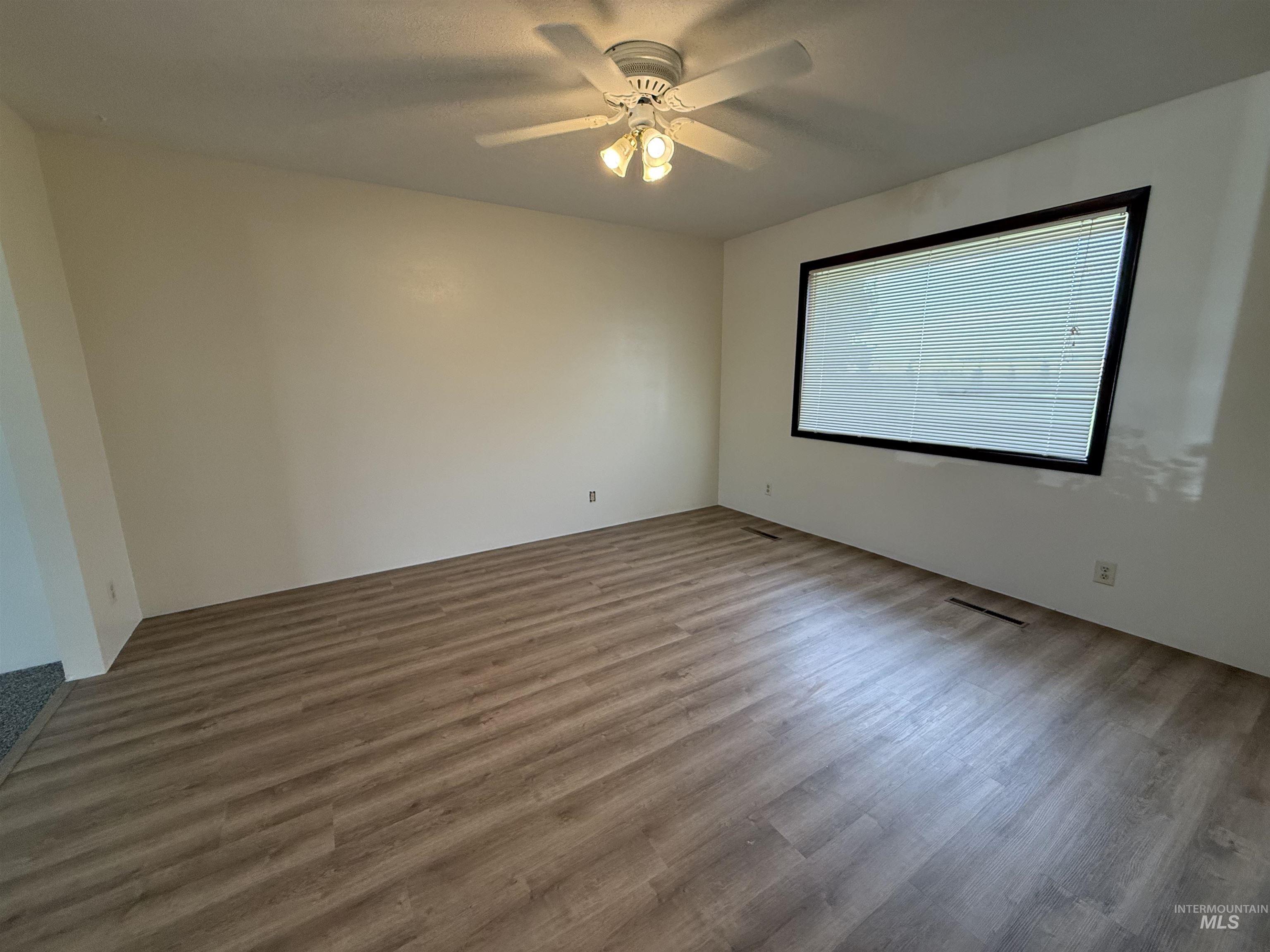 288 S 123 W Property Photo 8
