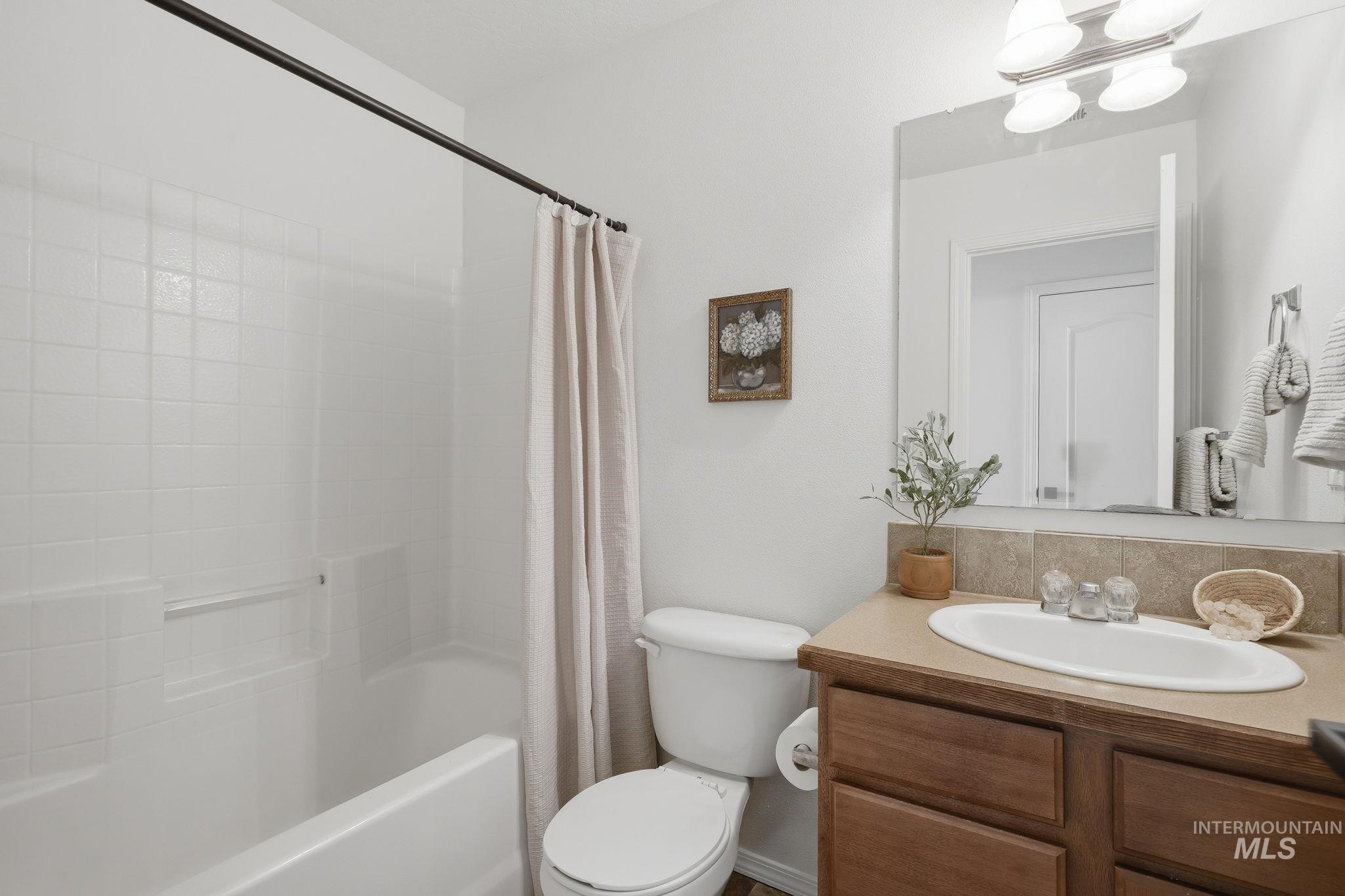 9118 W Rustica Dr Property Photo 24