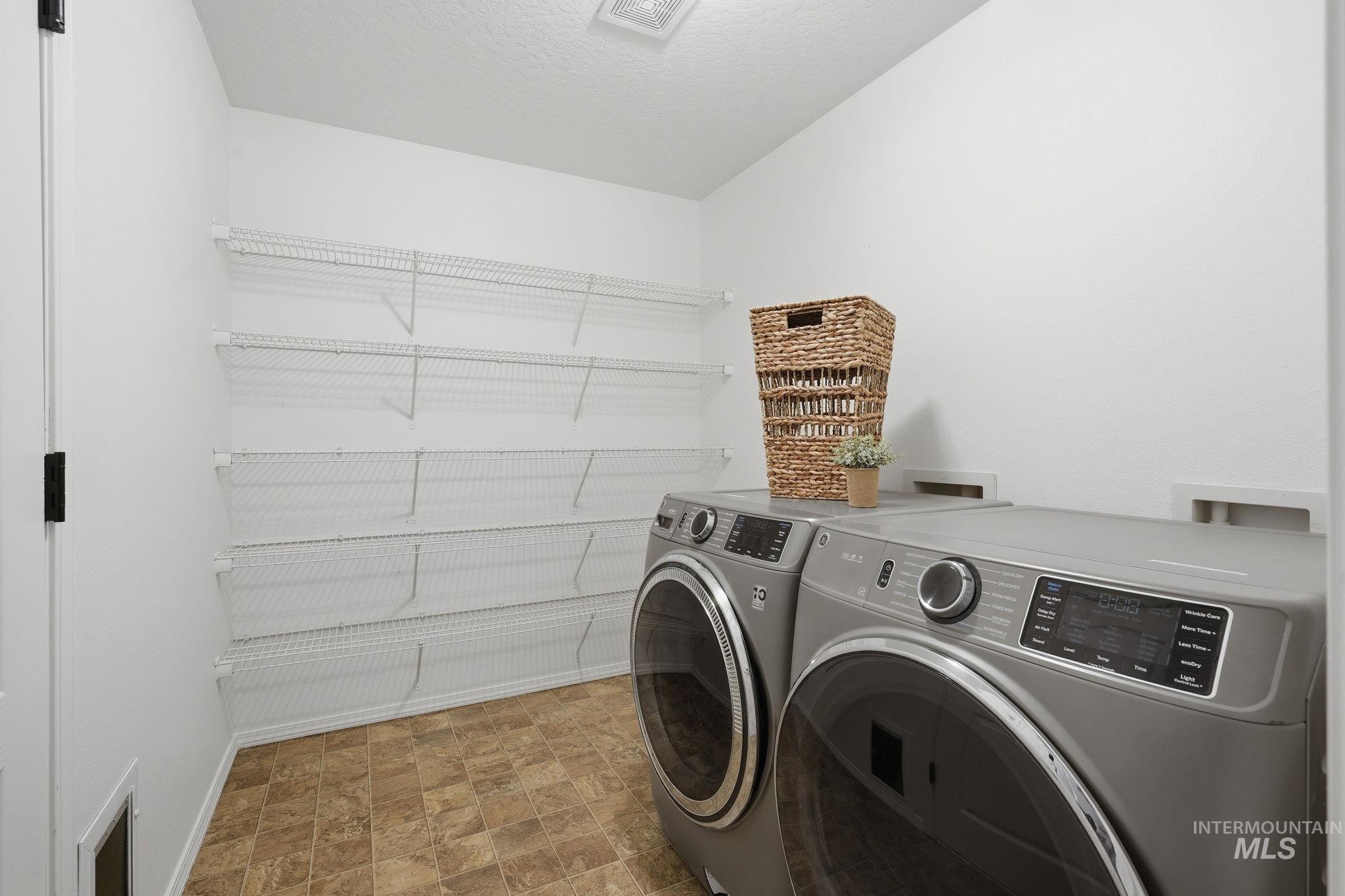 9118 W Rustica Dr Property Photo 26