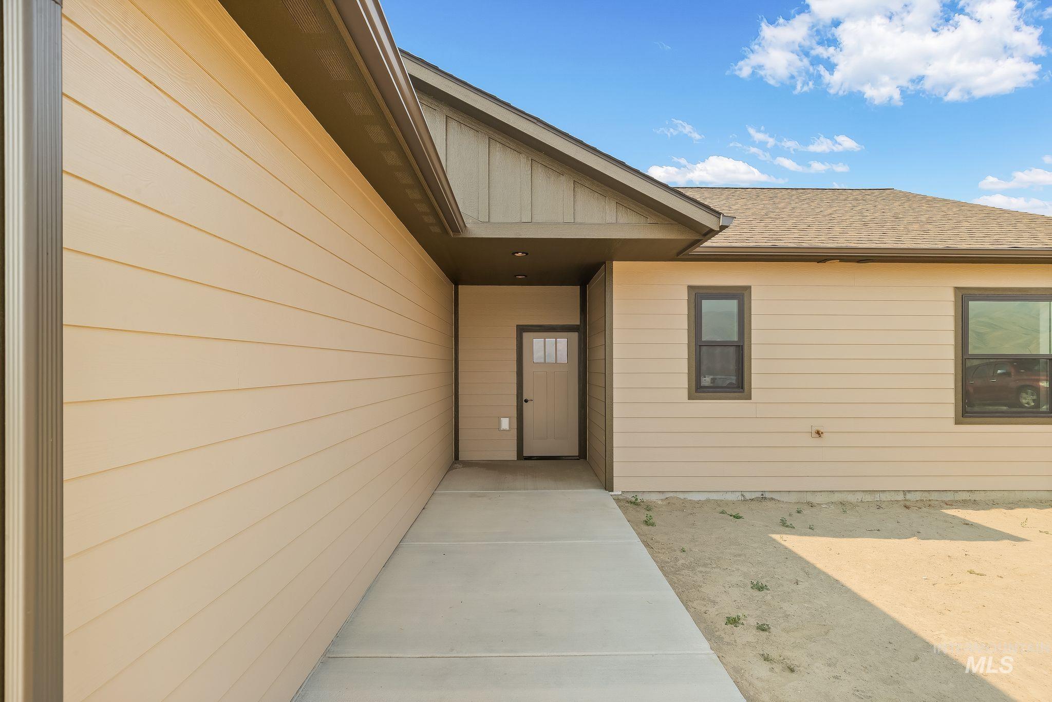 1685 Bennett Hill Drive Property Photo 3
