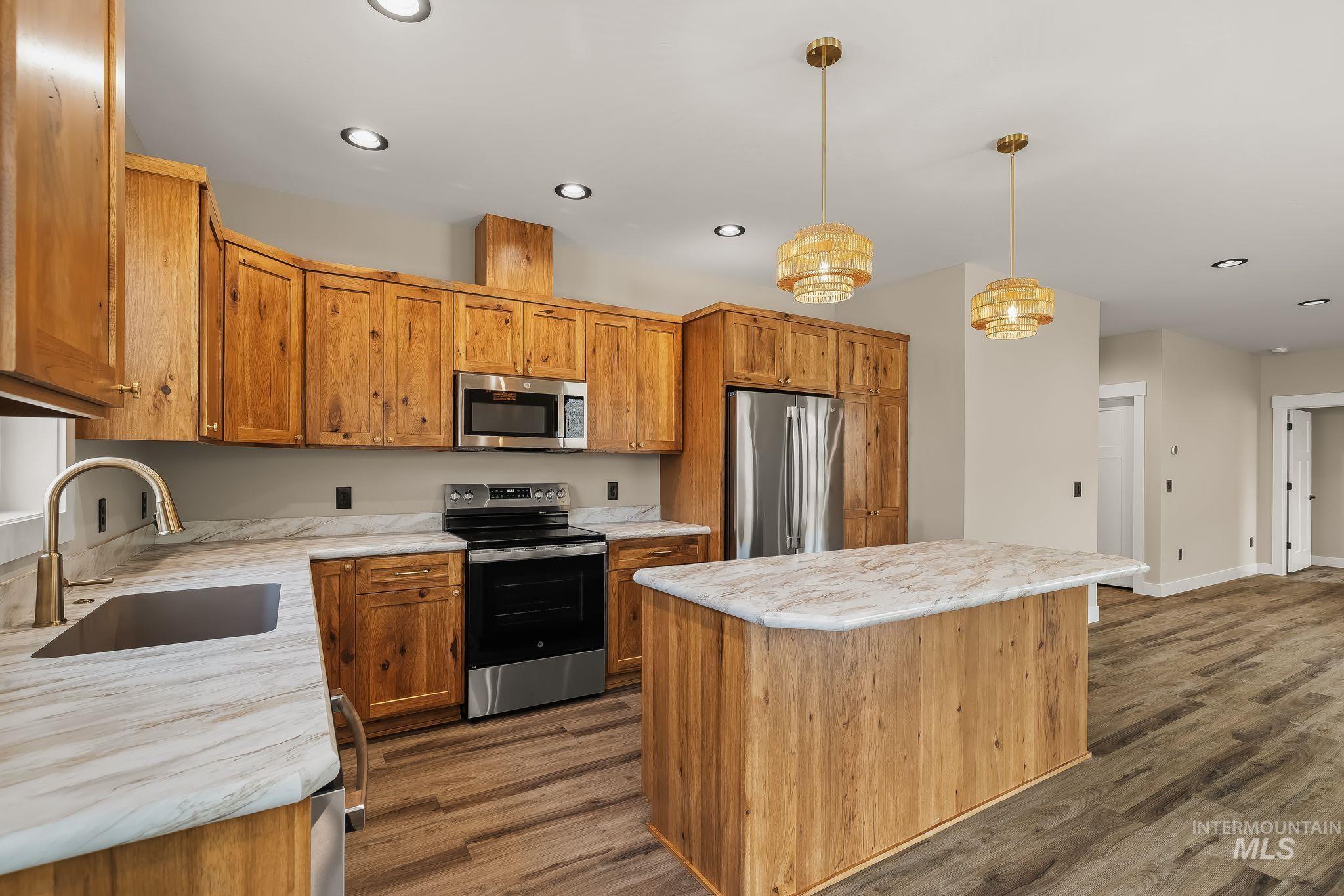1685 Bennett Hill Drive Property Photo 12