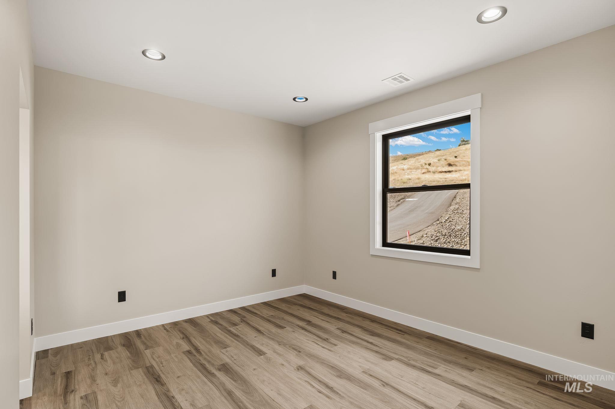 1685 Bennett Hill Drive Property Photo 14
