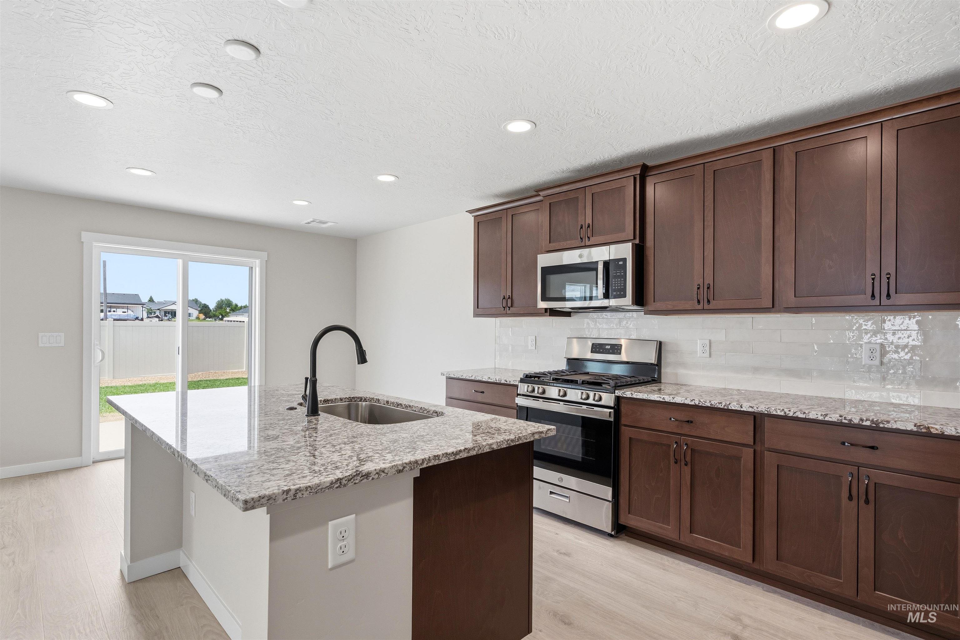 3434 W Caddisfly St Property Photo 3