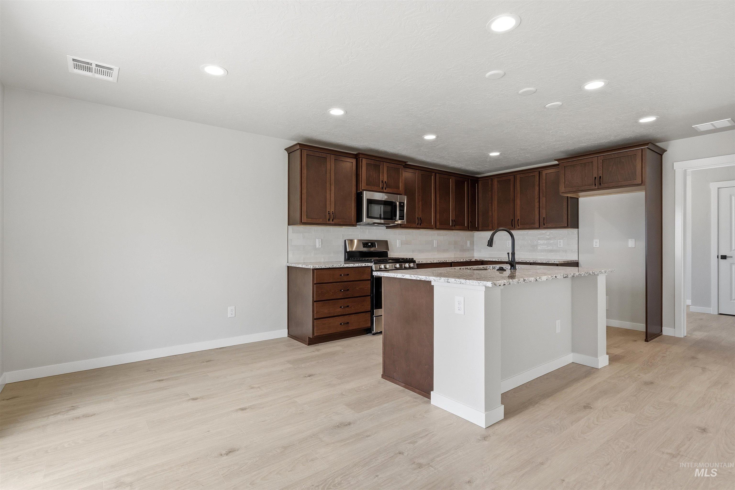 3434 W Caddisfly St Property Photo 4