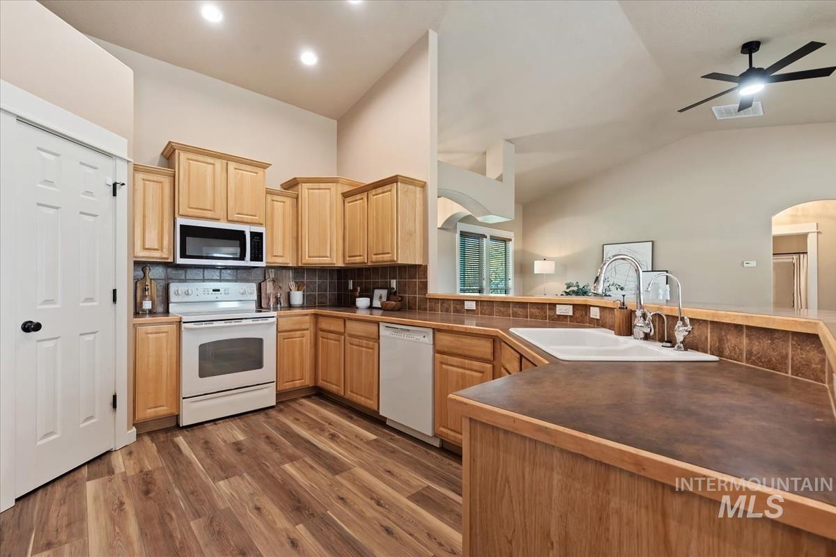 6750 Gold Buckle Way Property Photo 12