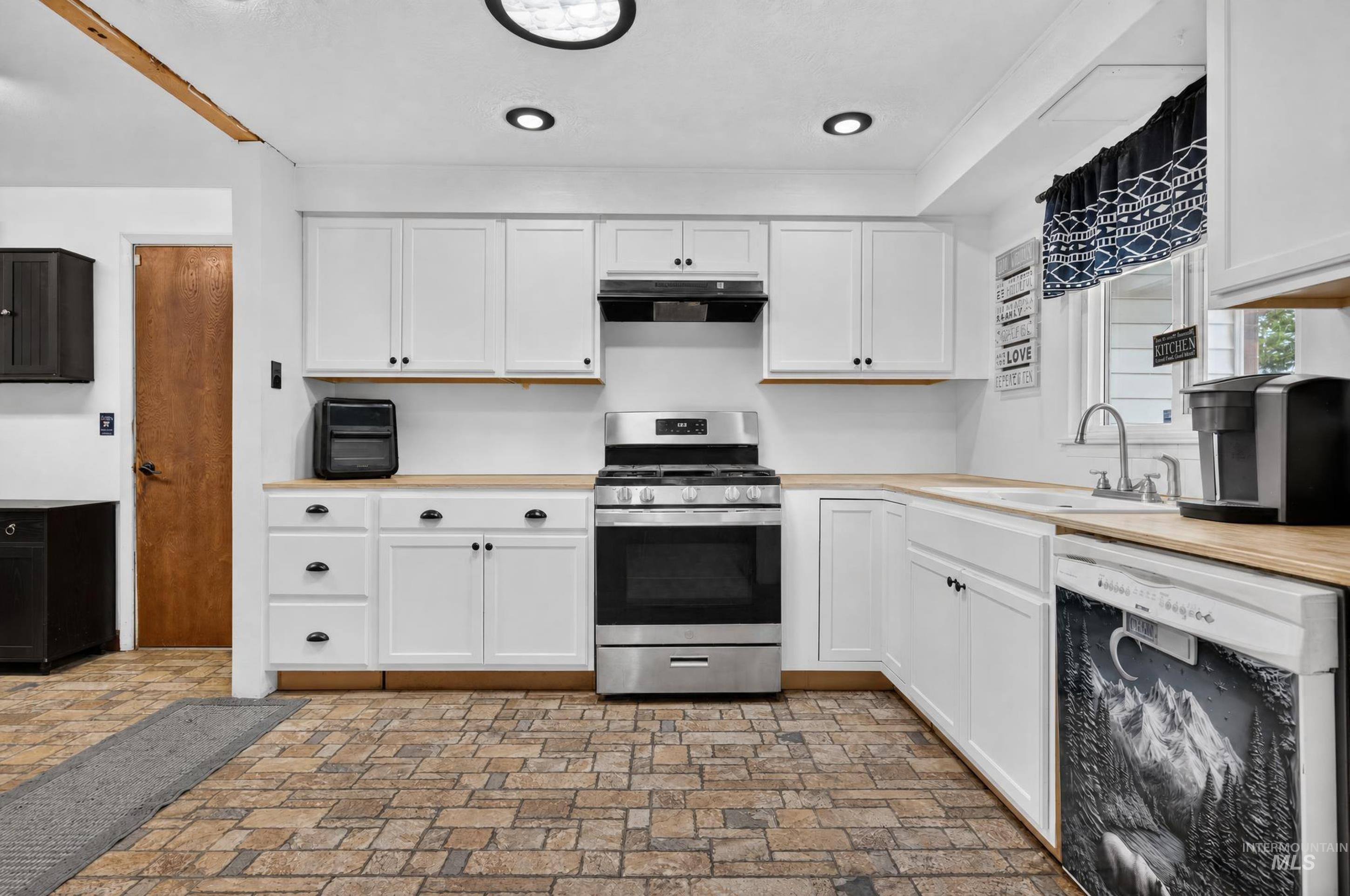 3210 Wisconsin Ave Property Photo 13
