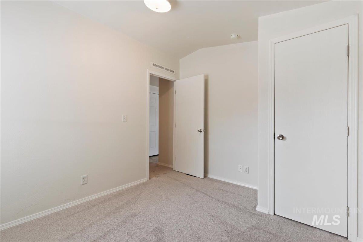 700 E Fairview Property Photo 23