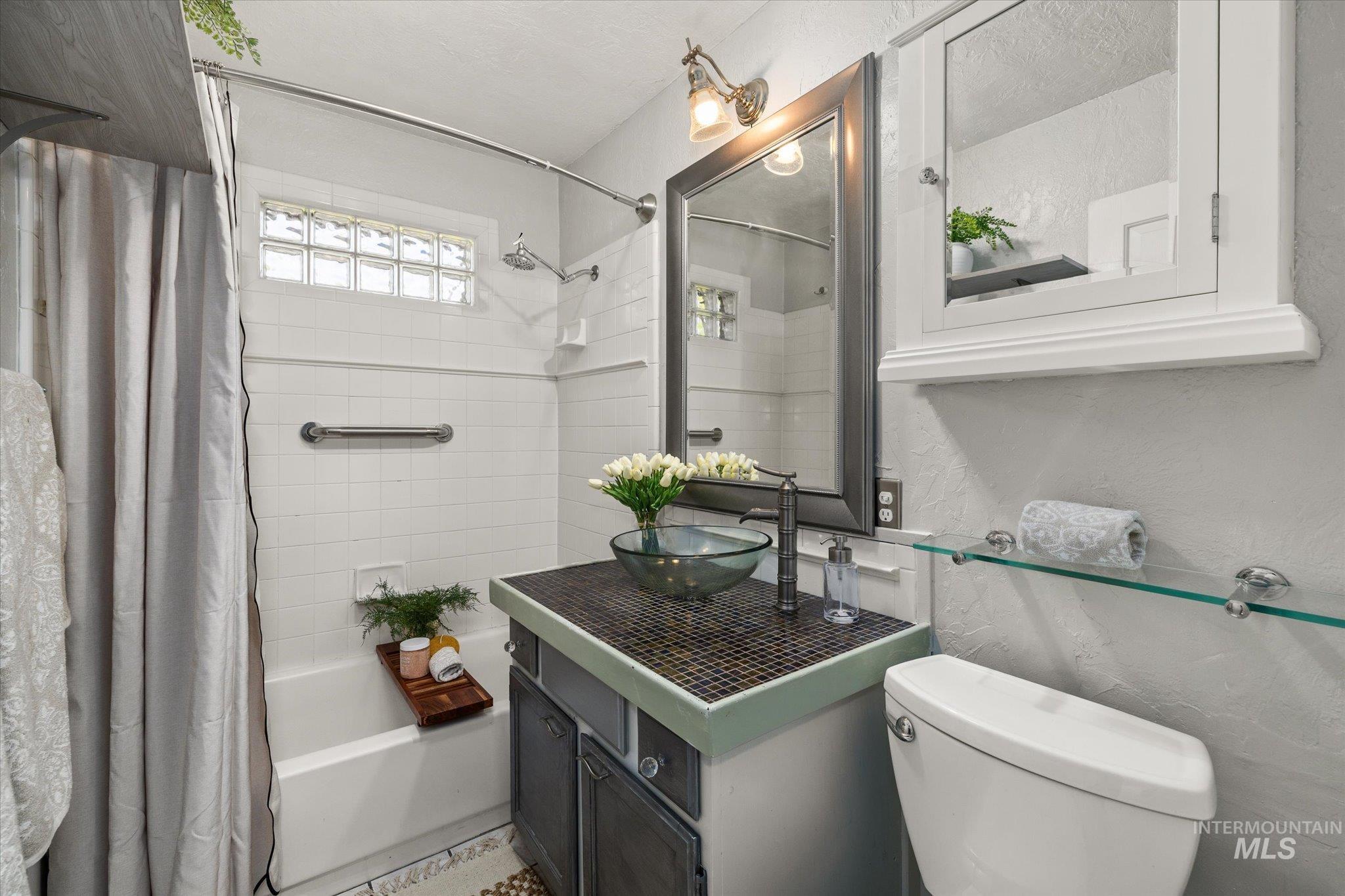 5712 W Castle Drive Property Photo 22