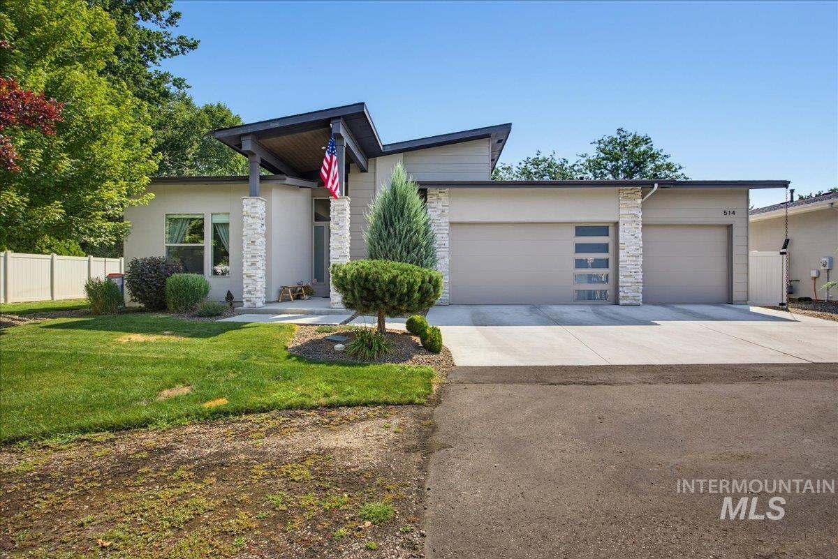 514 W Carnelian Lane Property Photo 1
