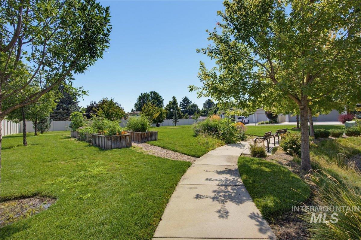 514 W Carnelian Lane Property Photo 25
