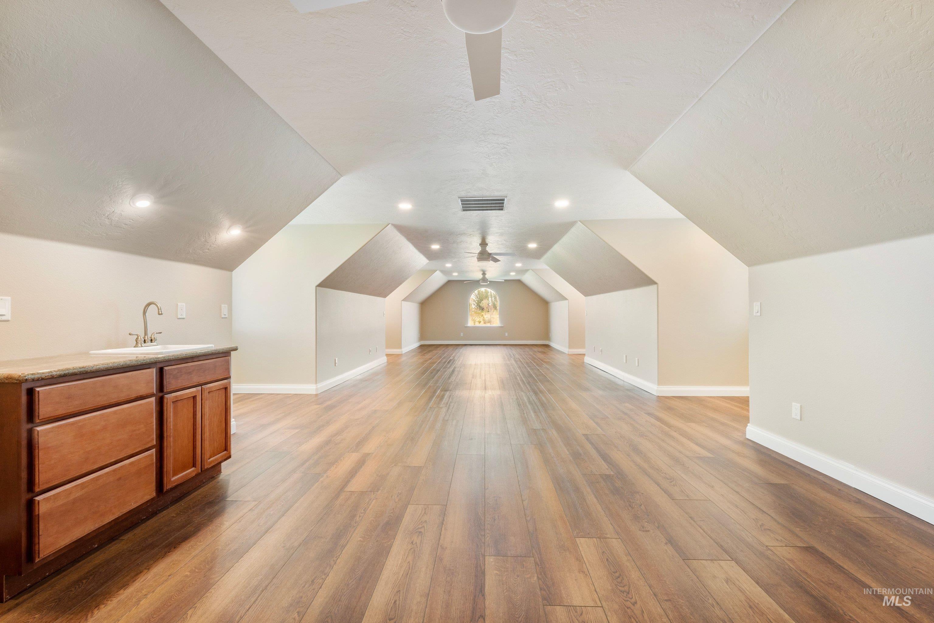 23250 Graphic Ln Property Photo 33