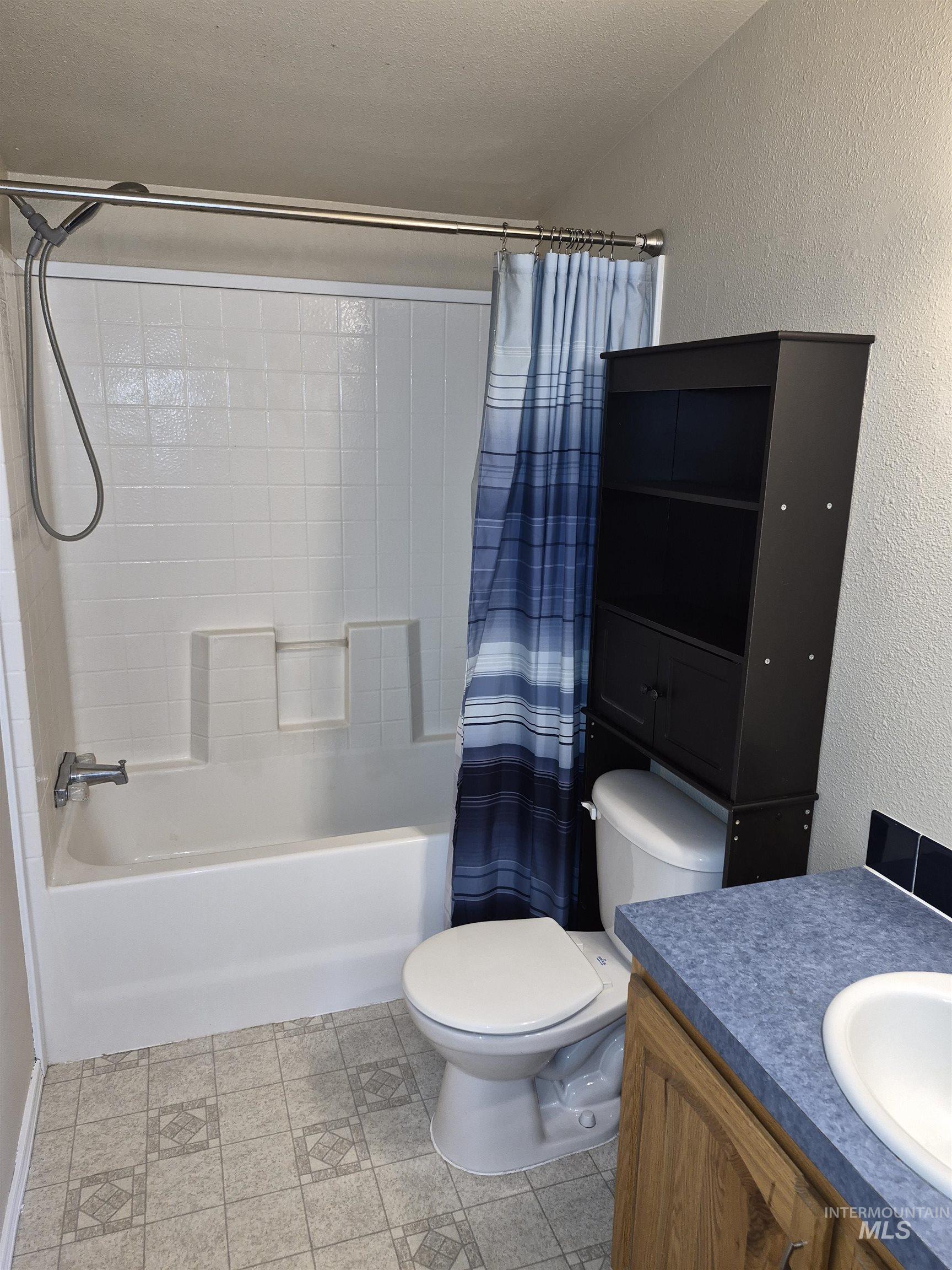 1470 Windmere Dr Property Photo 22