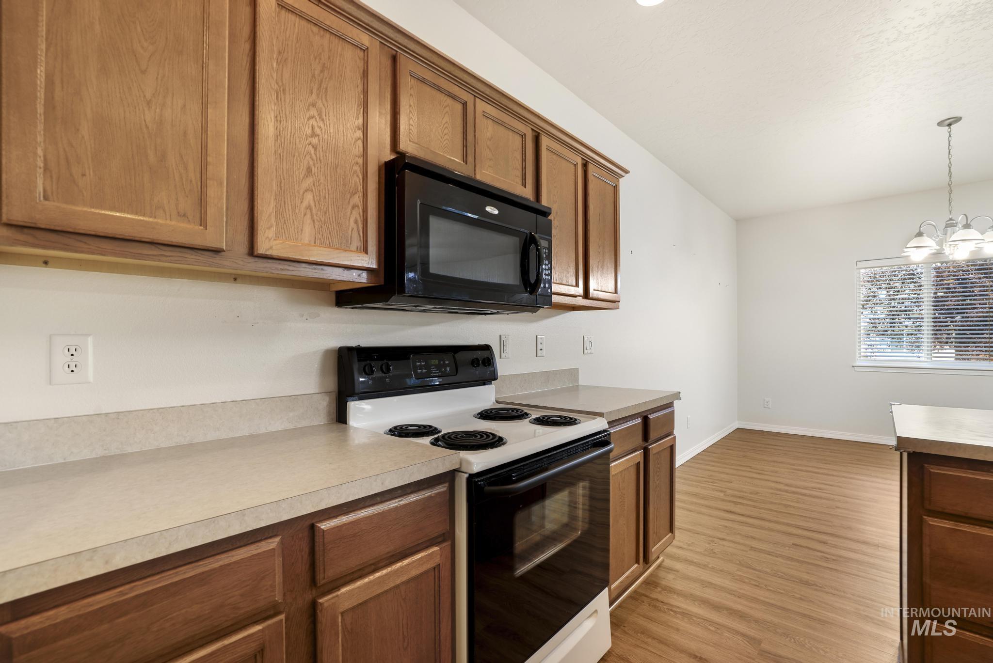 167 New Hampshire Way Property Photo 11