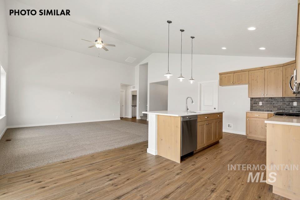 1415 Dawn St Property Photo 9