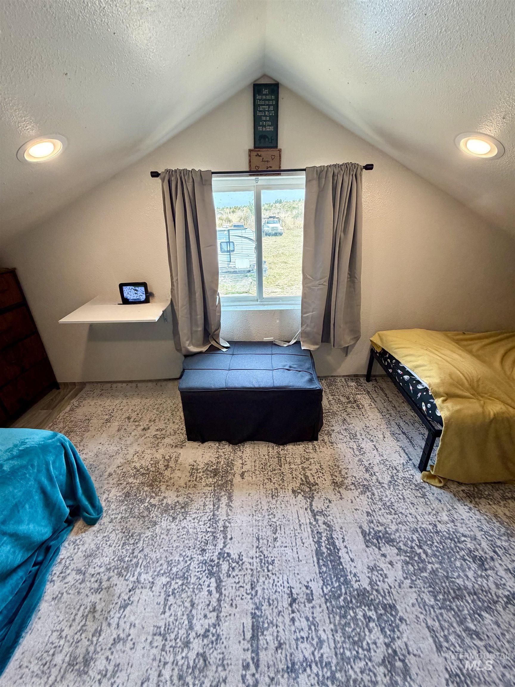 110 Abiding Way Property Photo 18