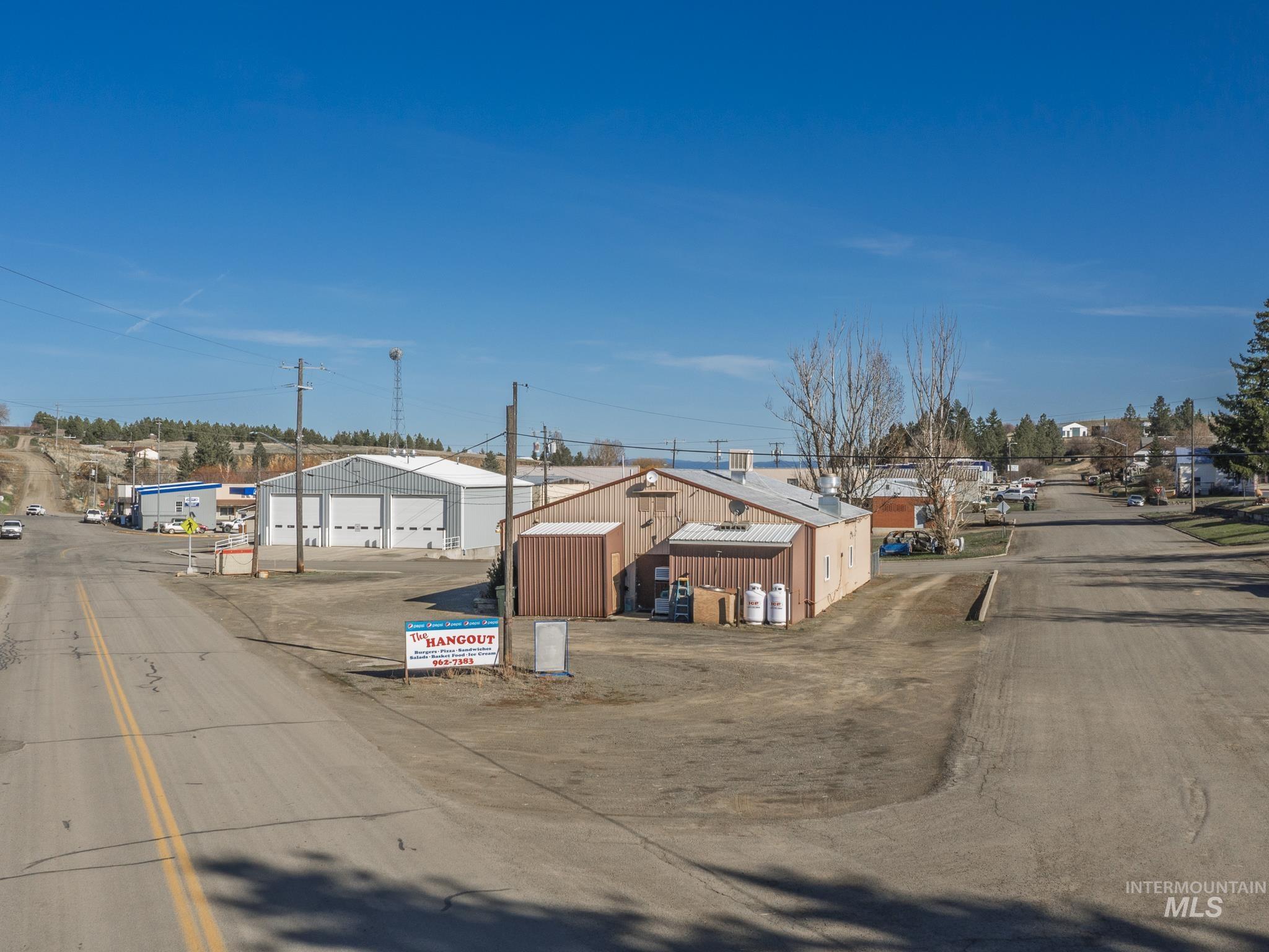 603 N Front Street - The Hangout Property Photo 4