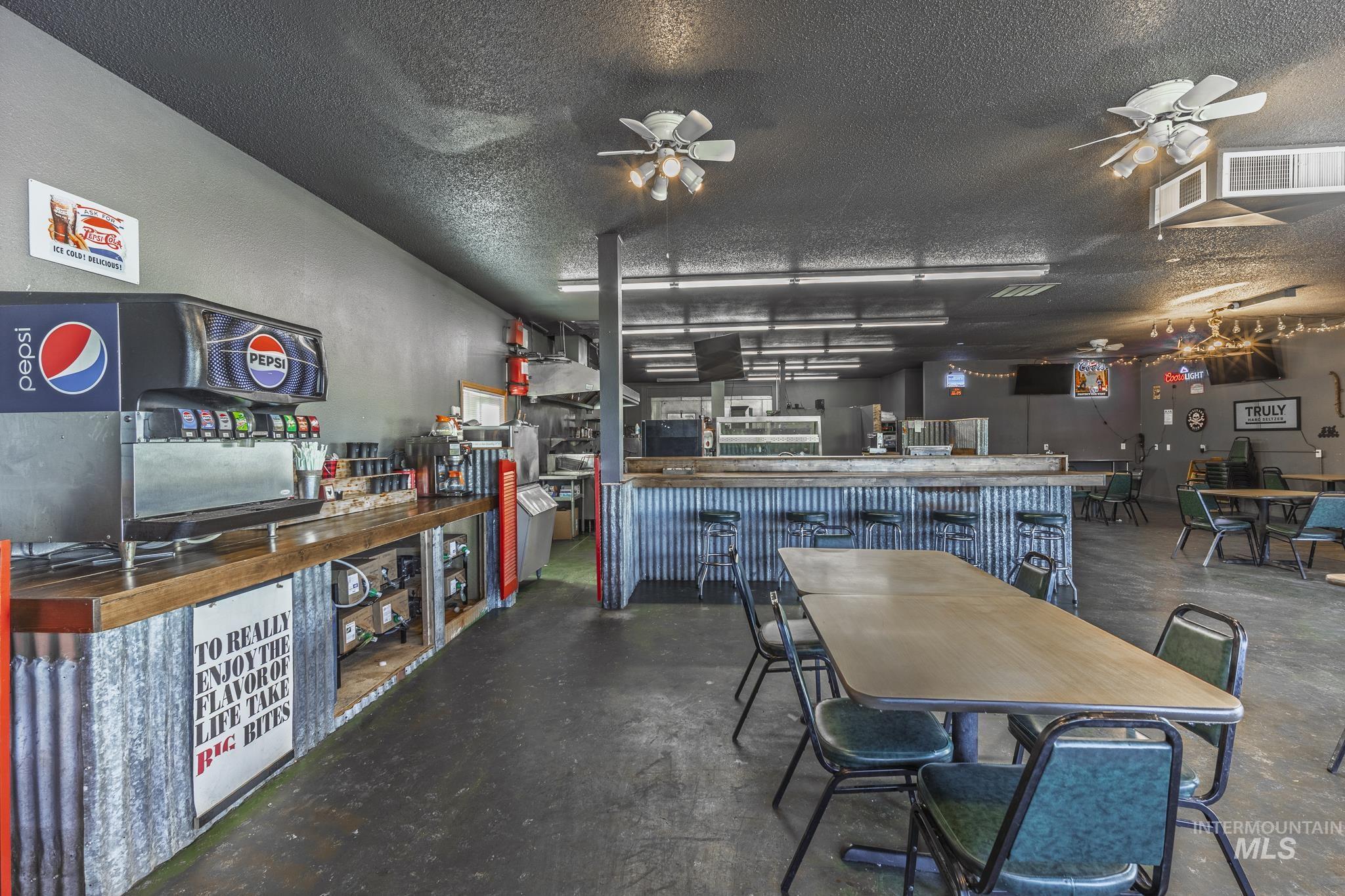 603 N Front Street - The Hangout Property Photo 14