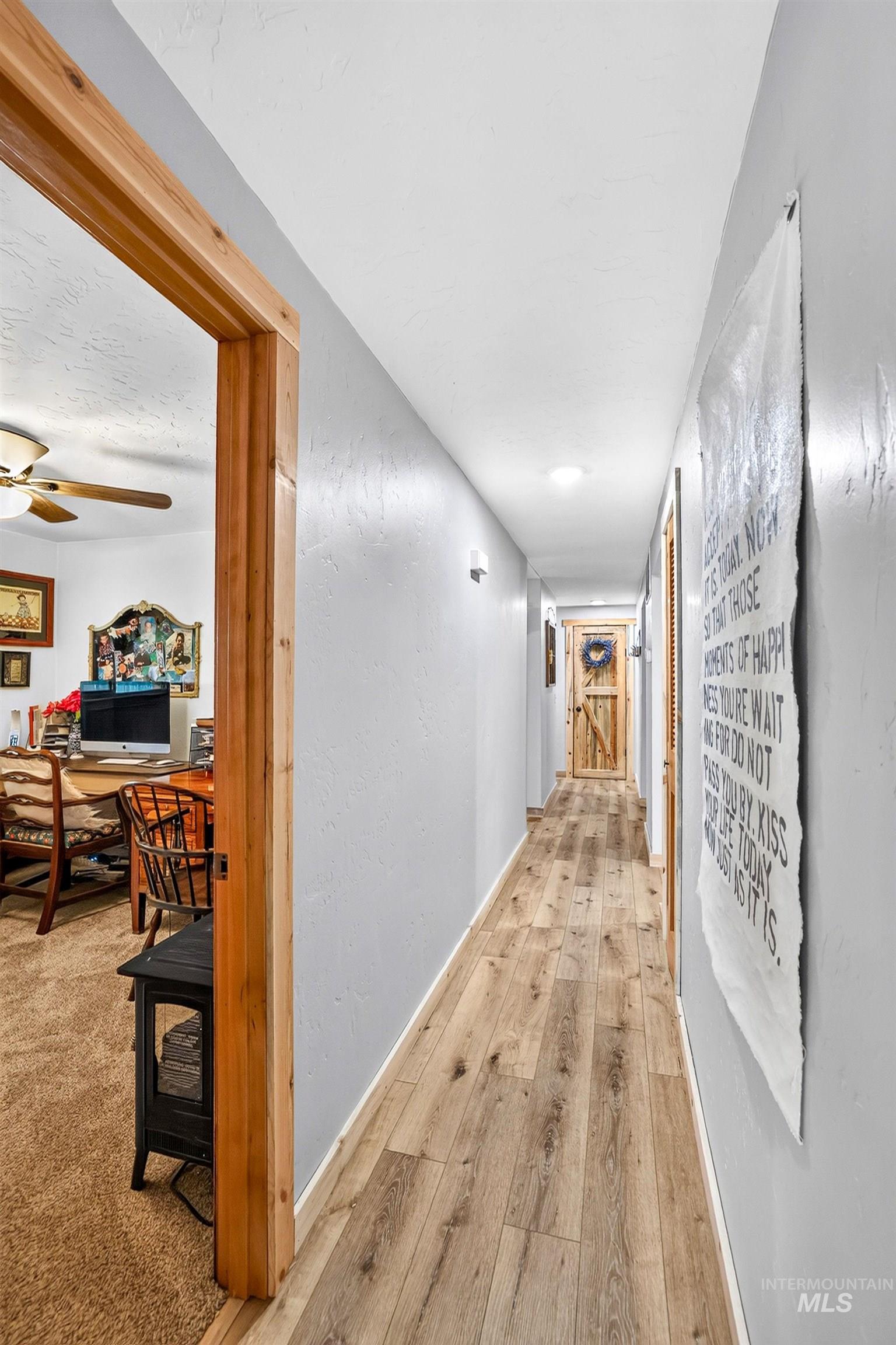 205 1/2 N Galena Property Photo 27