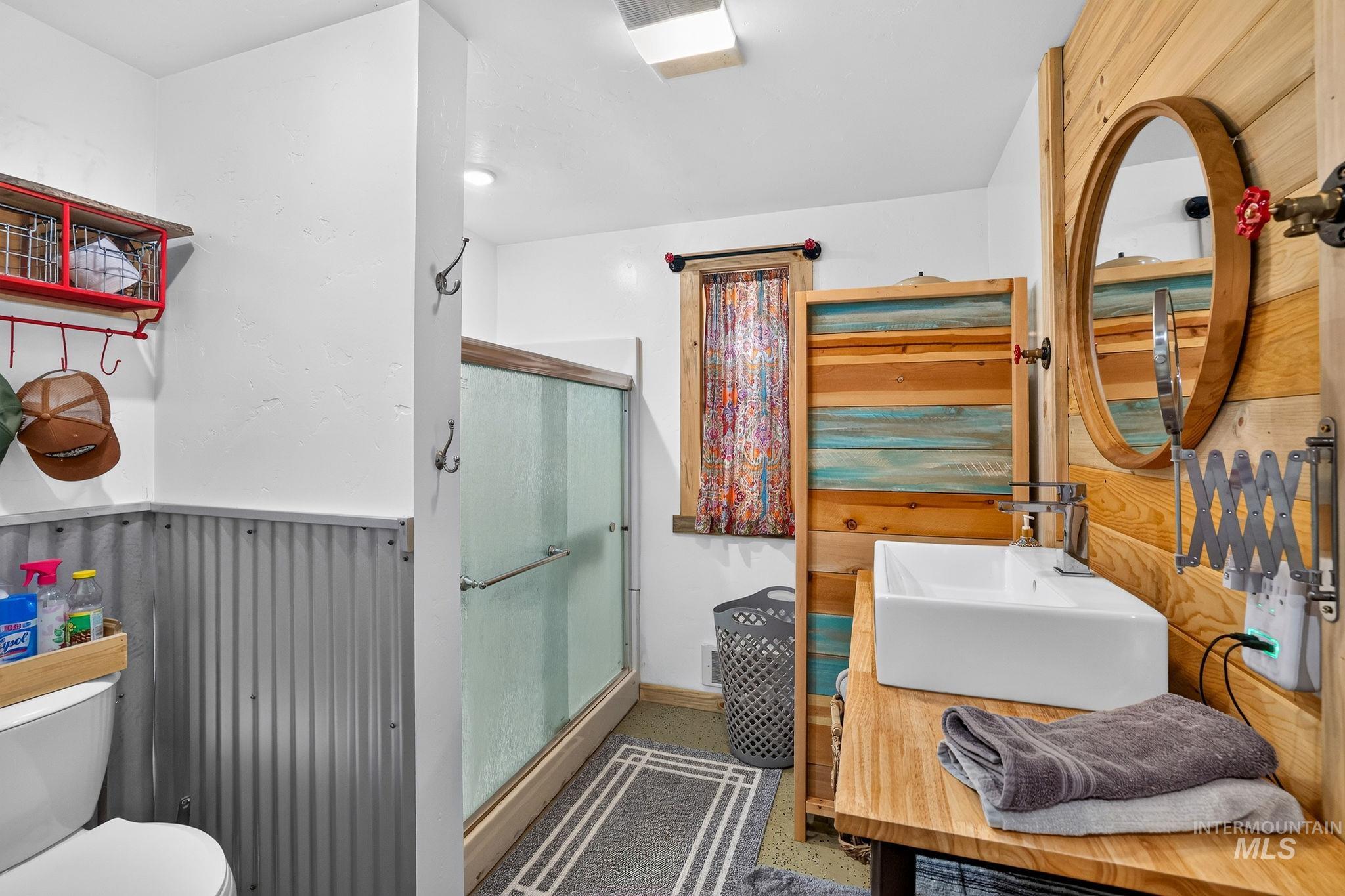 205 1/2 N Galena Property Photo 43