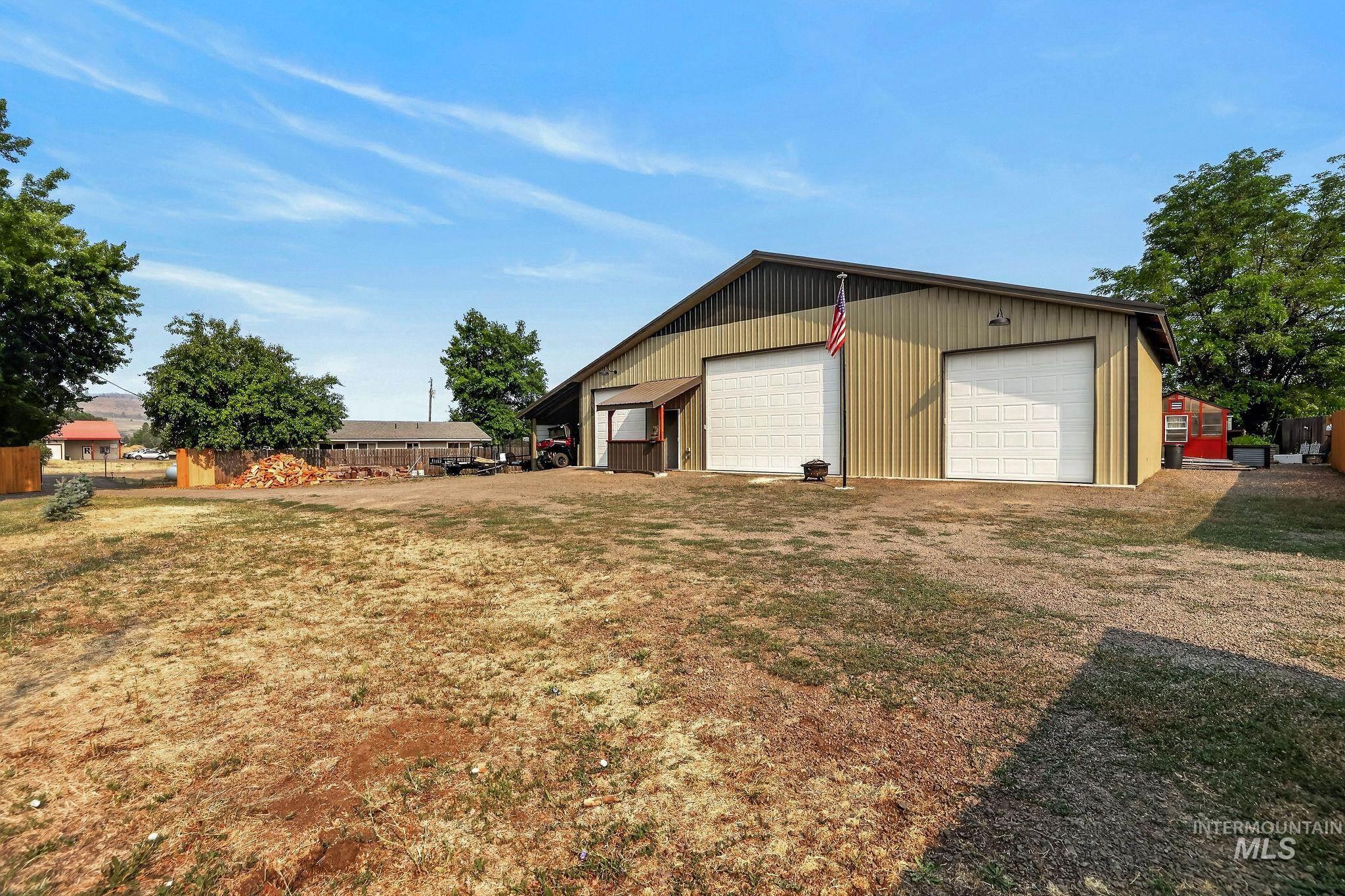 205 1/2 N Galena Property Photo 48