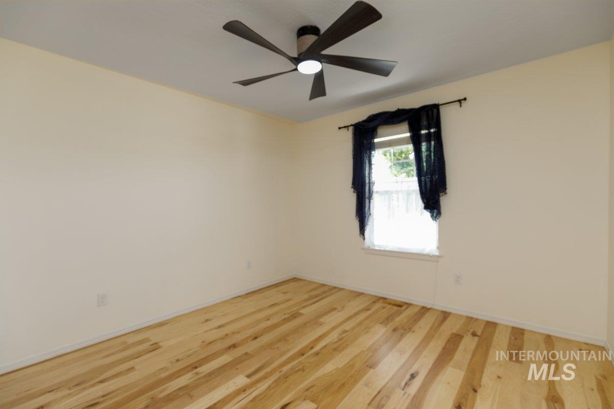 2138 N Mauve Property Photo 16