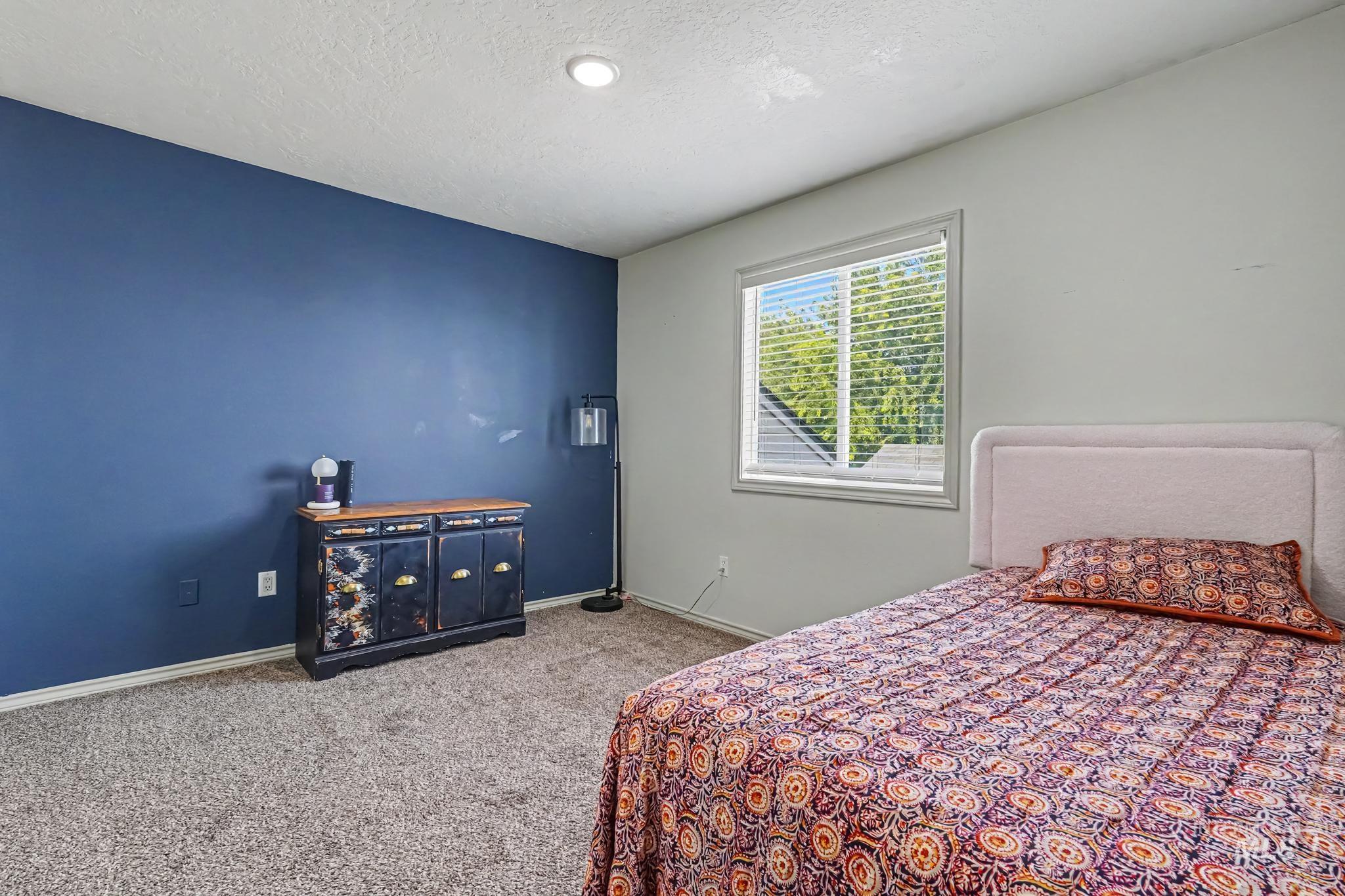 18334 Admiral Way Property Photo 17