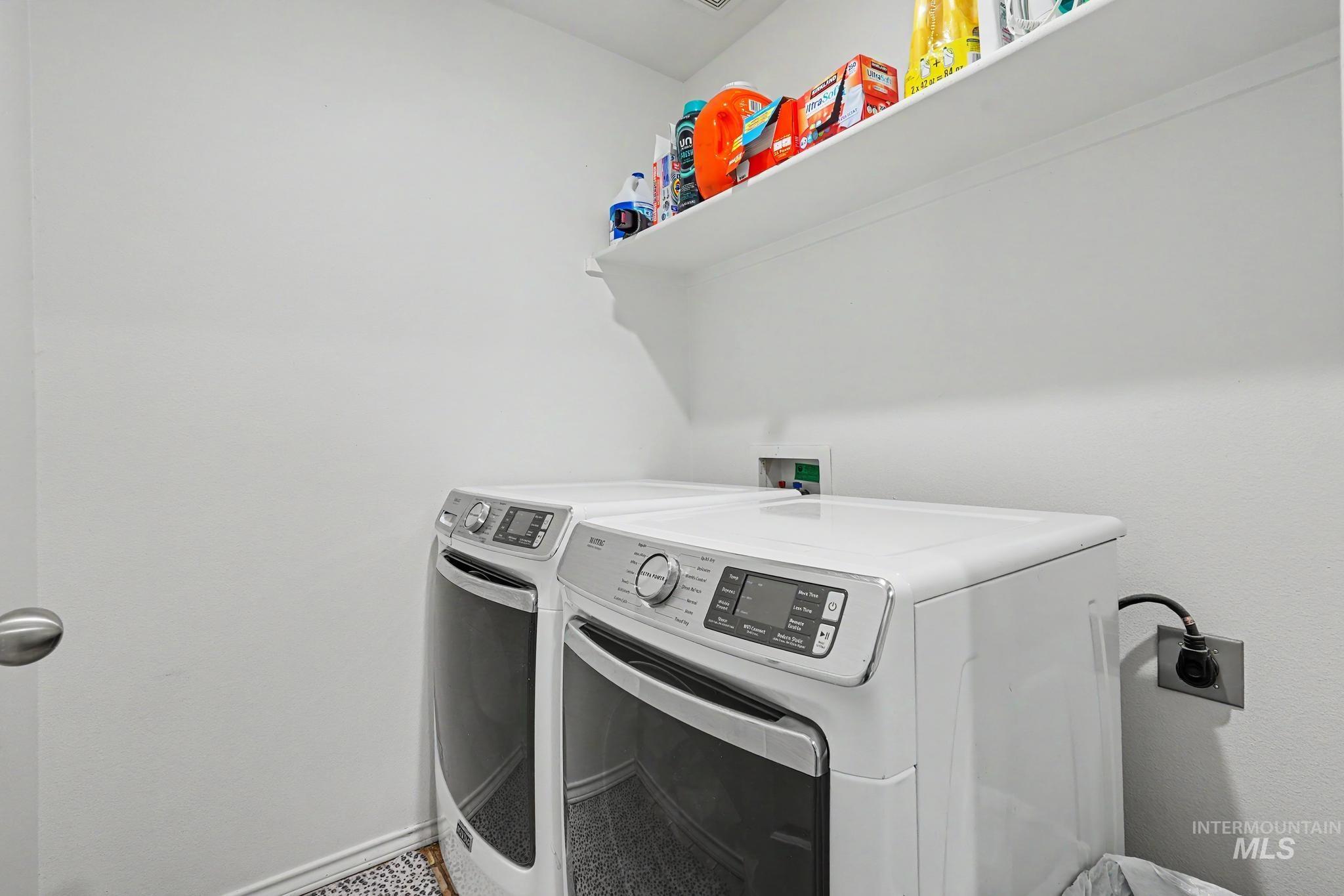 18334 Admiral Way Property Photo 27