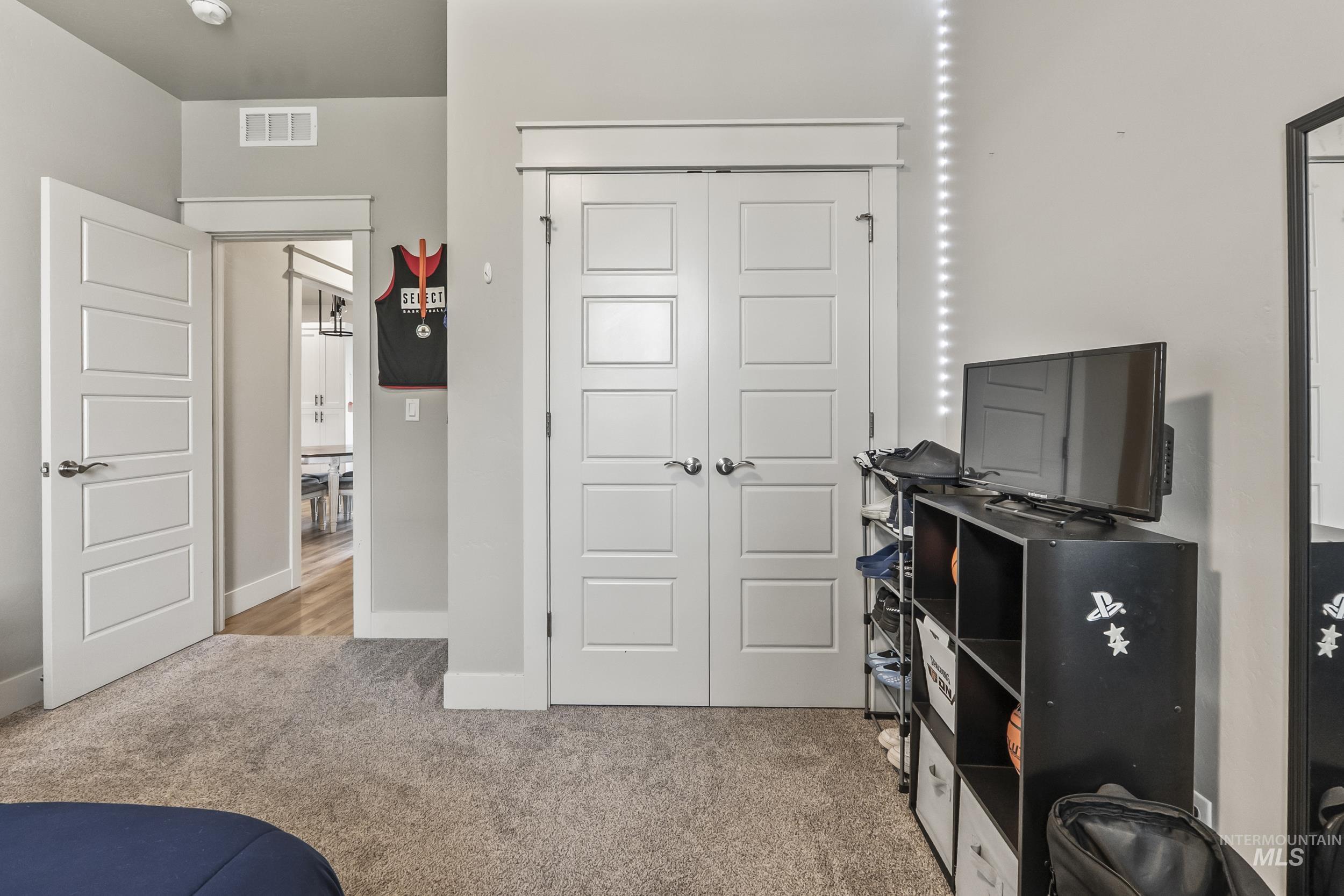 4287 Whistling Heights Way Property Photo 25