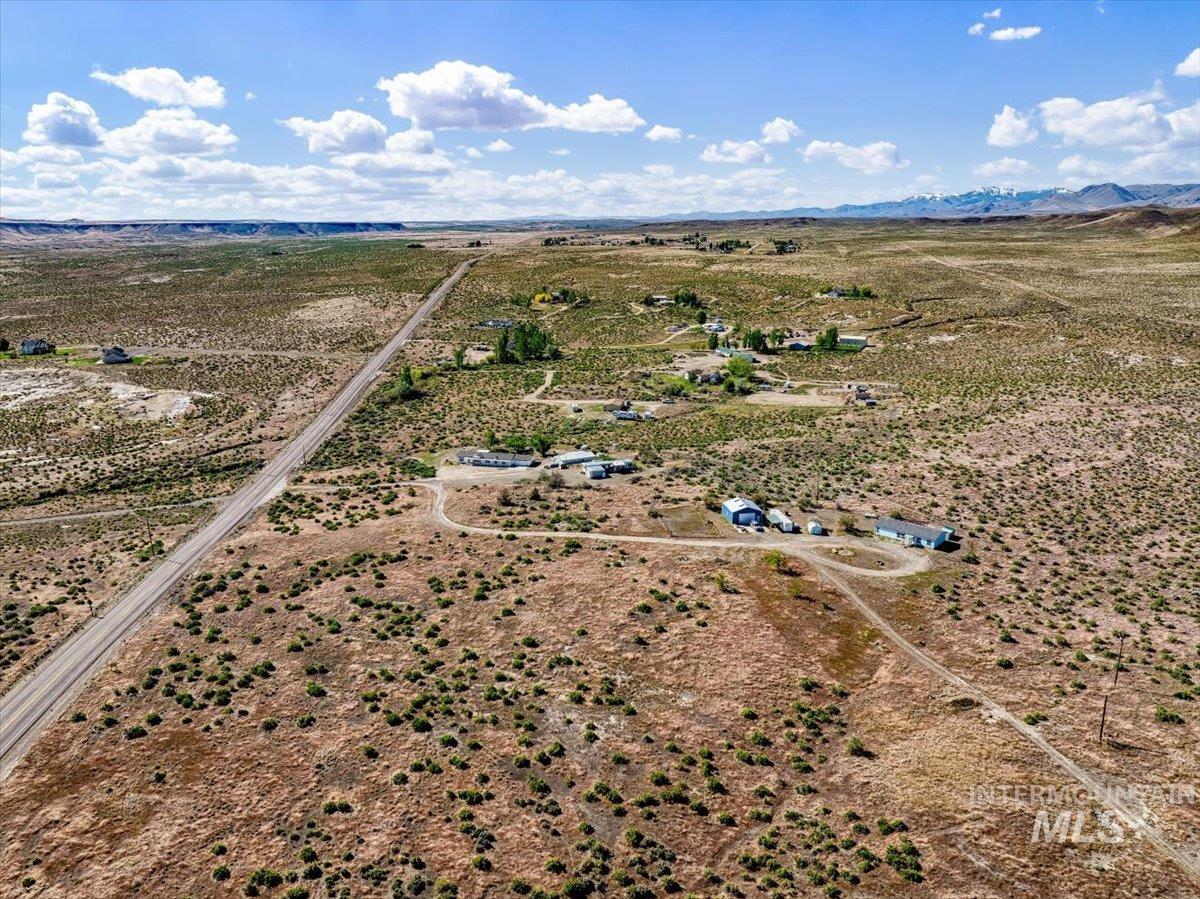 18663 Highway 78 Property Photo 7