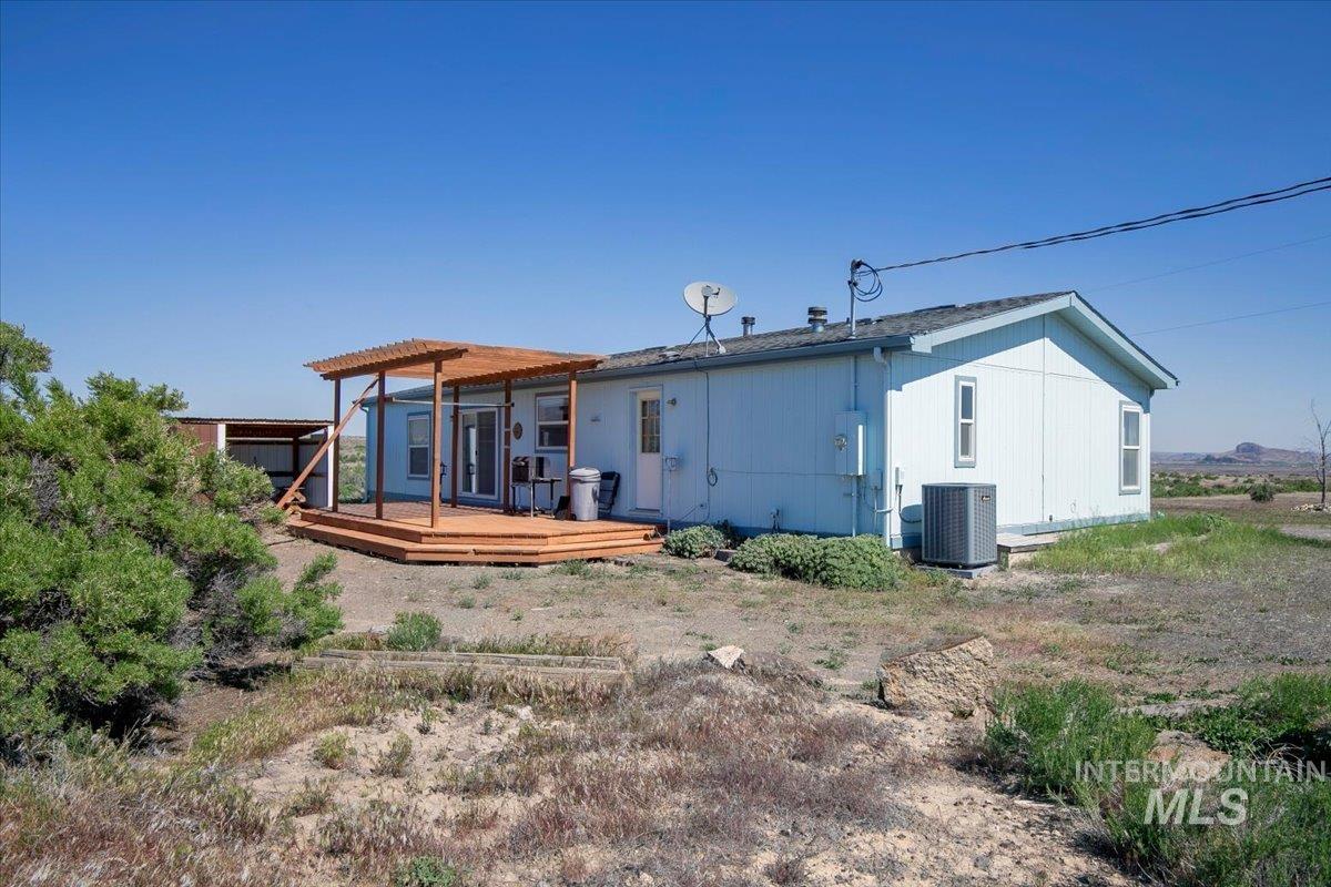 18663 Highway 78 Property Photo 13