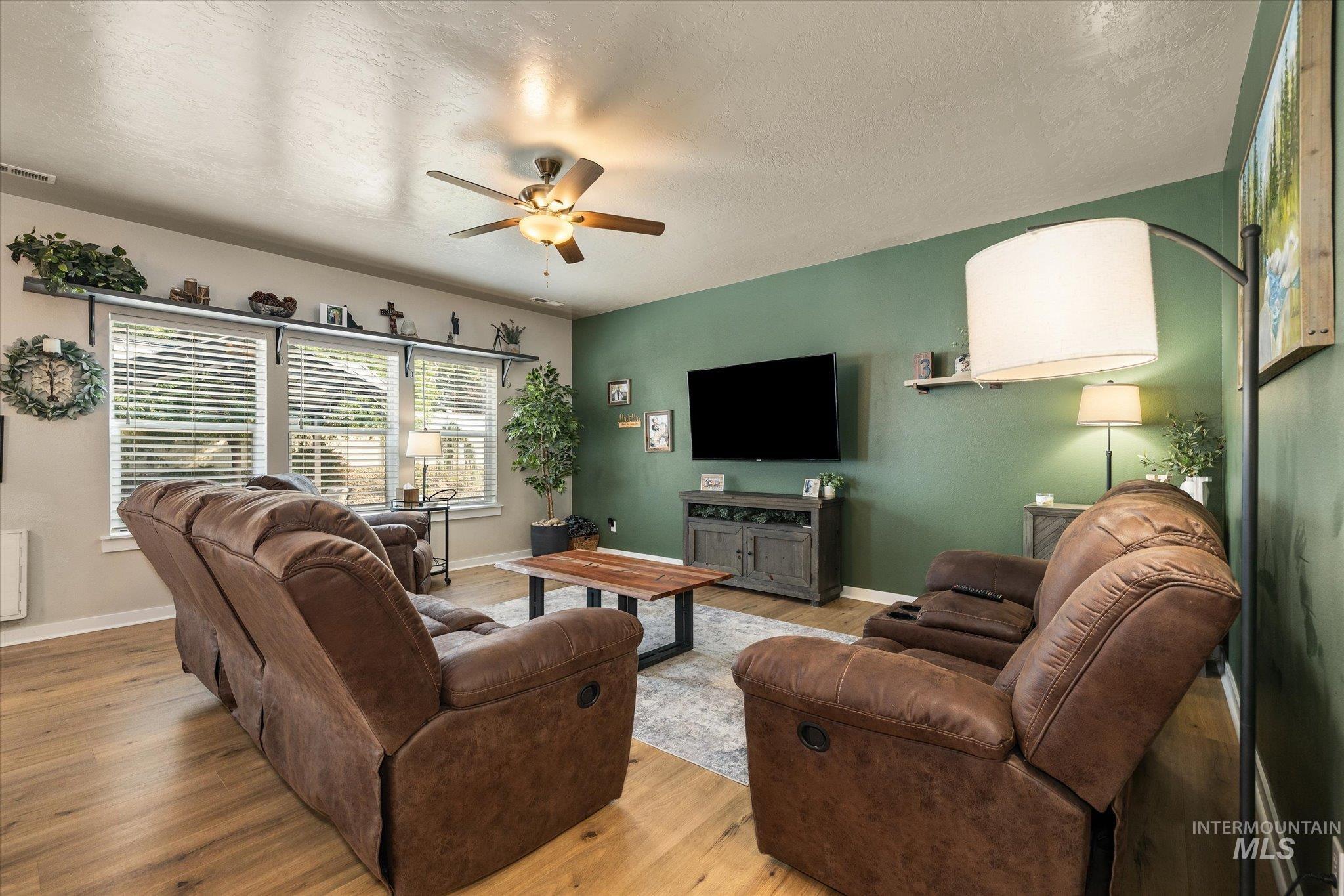 3218 S Veneto Pl Property Photo 4