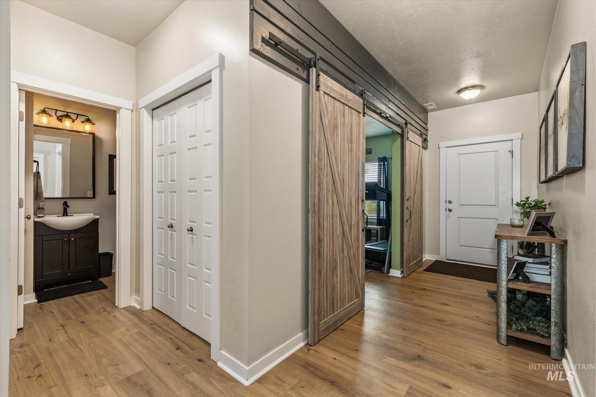 3218 S Veneto Pl Property Photo 17