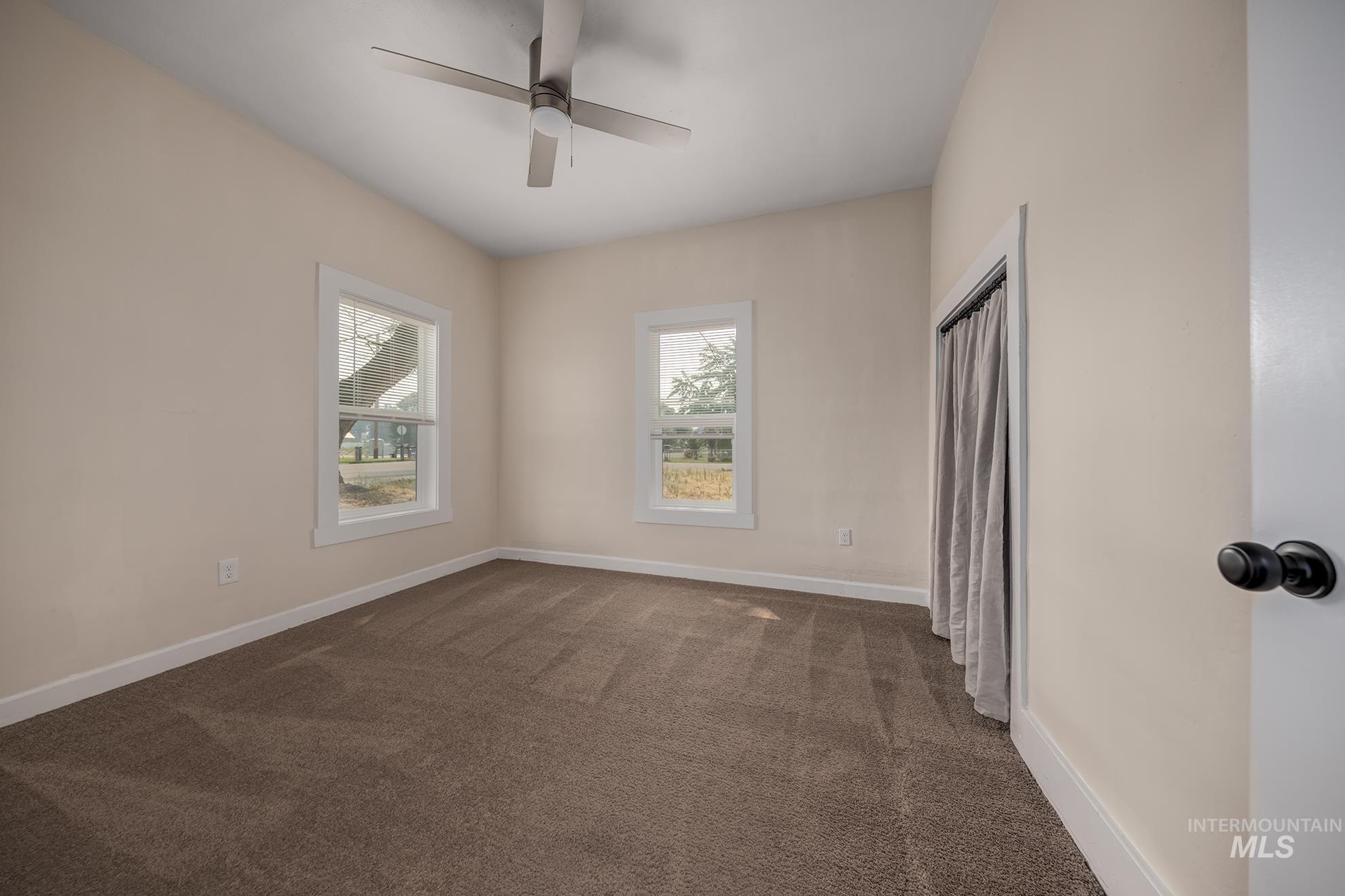 1401 3rd Avenue S. Property Photo 5