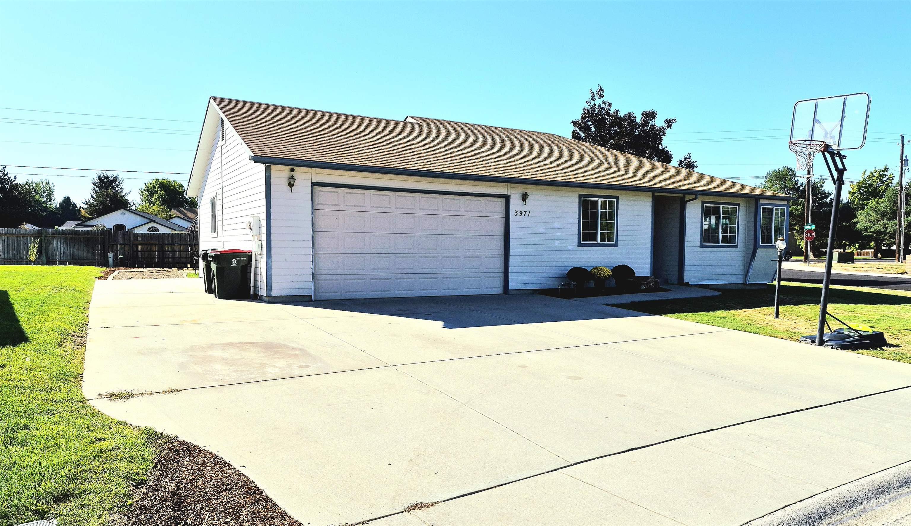 3971 W Sugar Creek Dr Property Photo 1