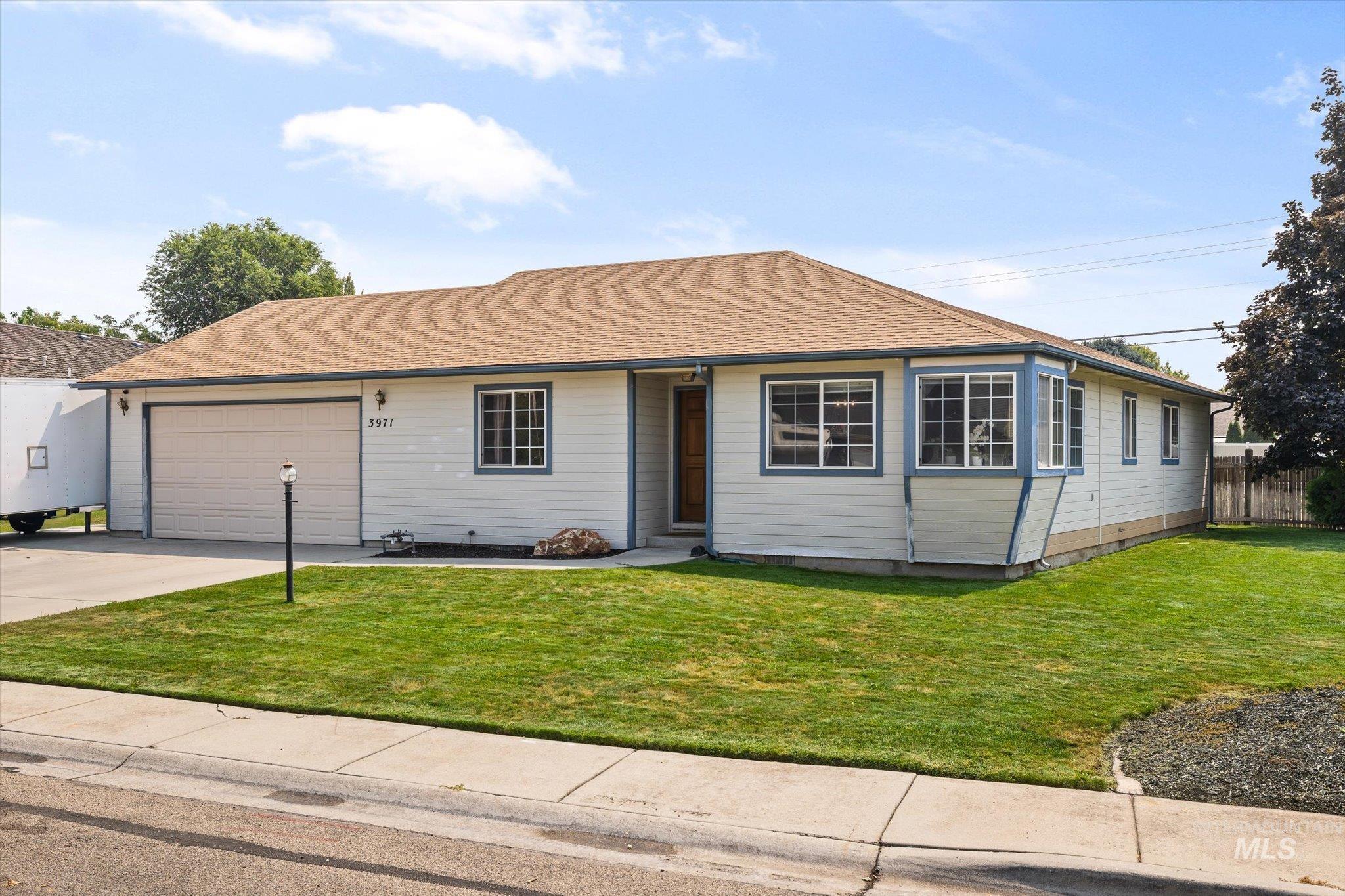 3971 W Sugar Creek Dr Property Photo 2
