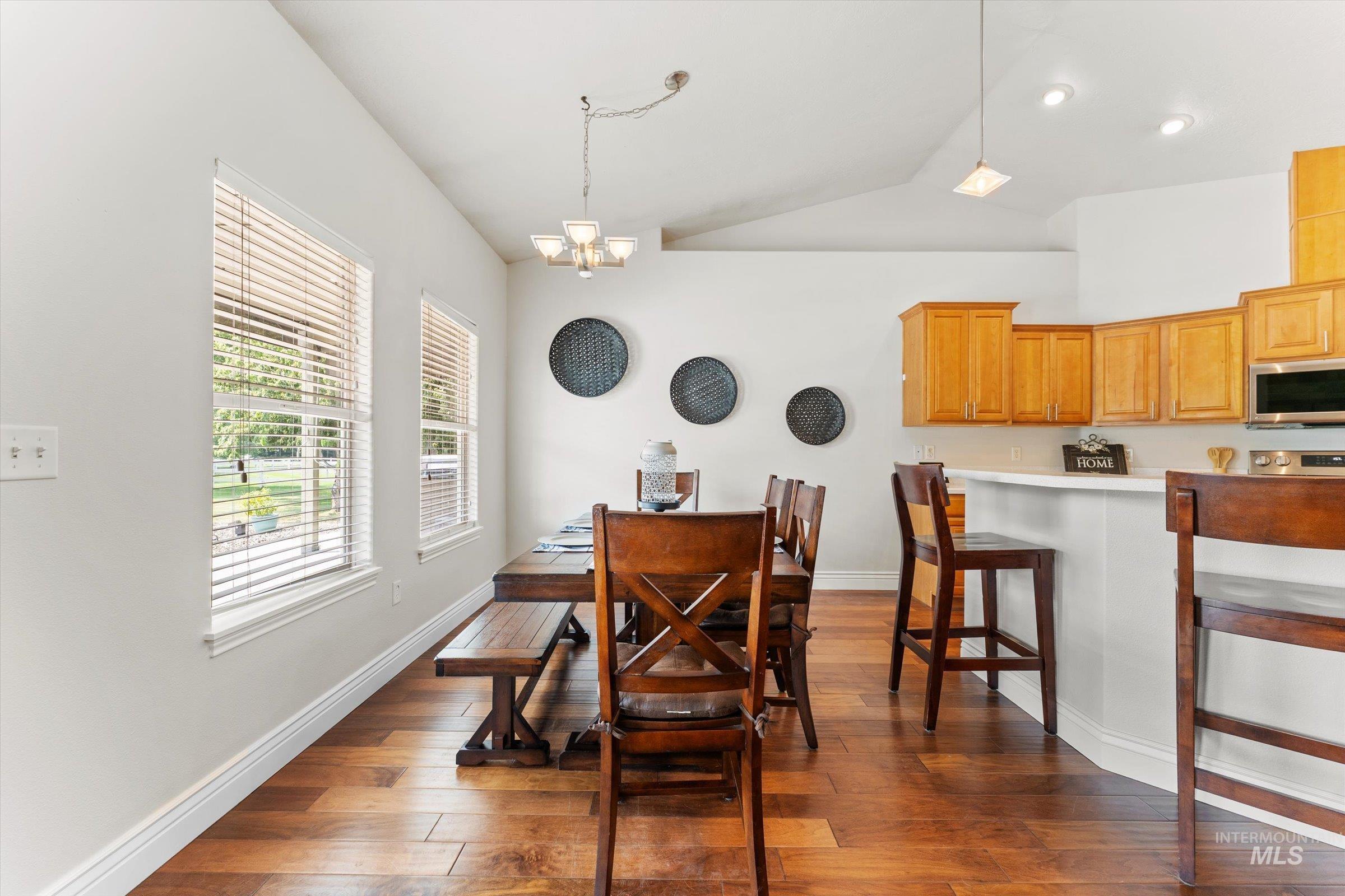 8987 New Castle Dr Property Photo 17