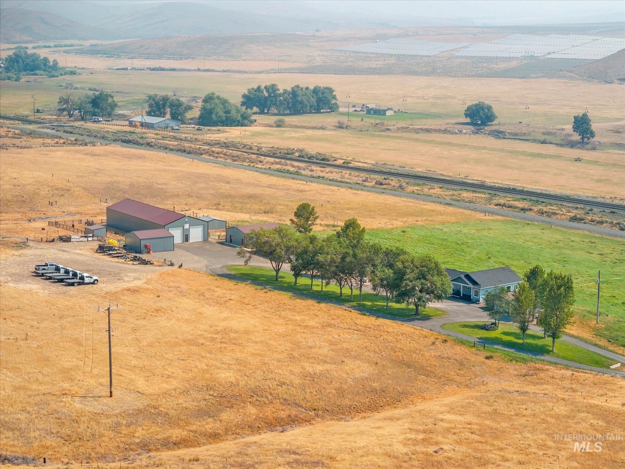 38789 Old Hwy 30 Property Photo 4