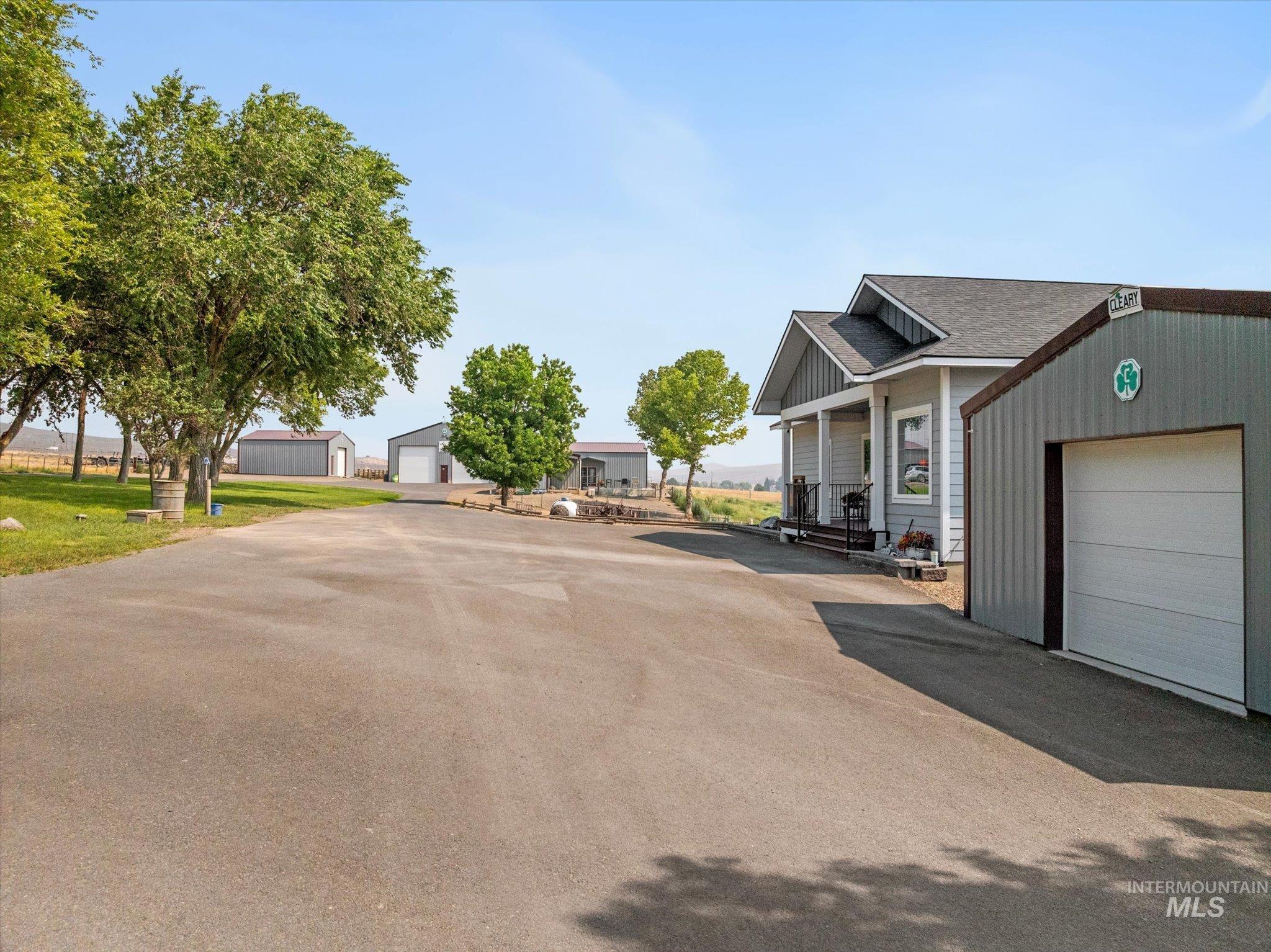 38789 Old Hwy 30 Property Photo 6