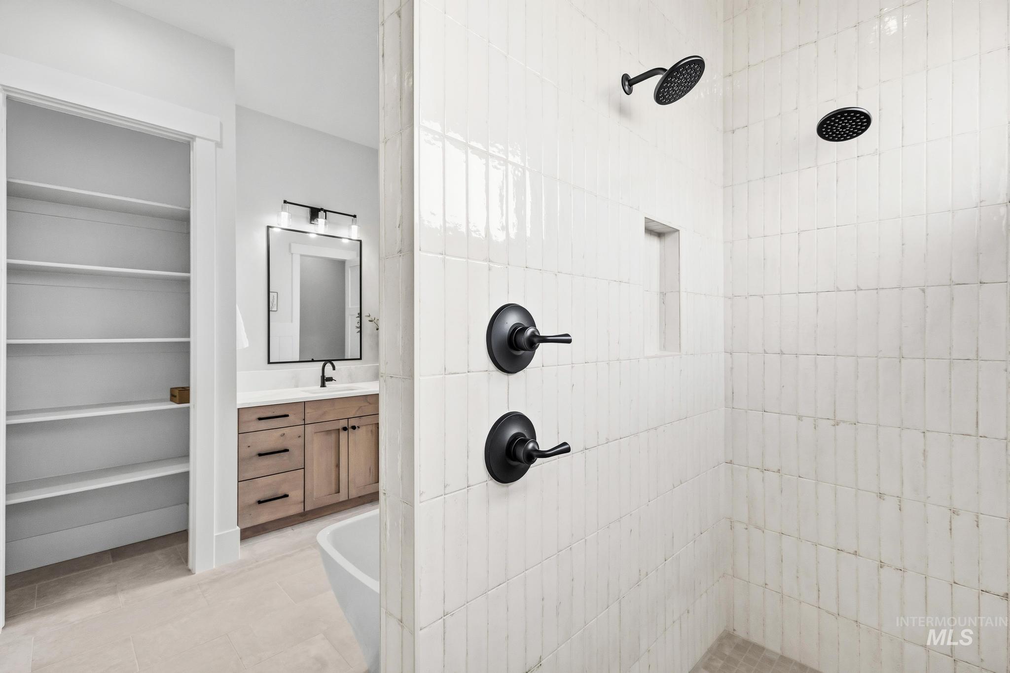 435 S Diesel Way Property Photo 32