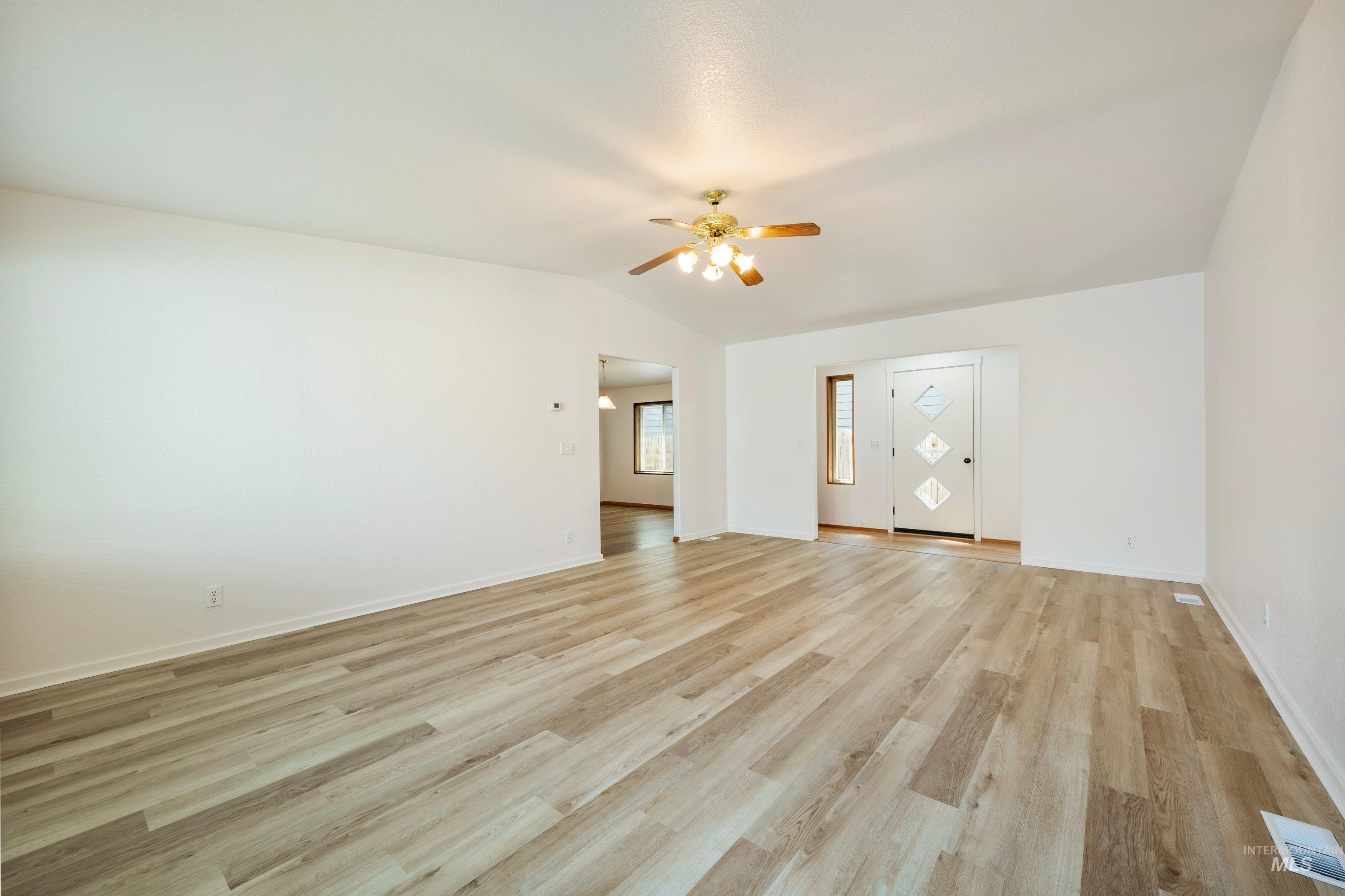 1611 S Vermont Avenue Property Photo 6
