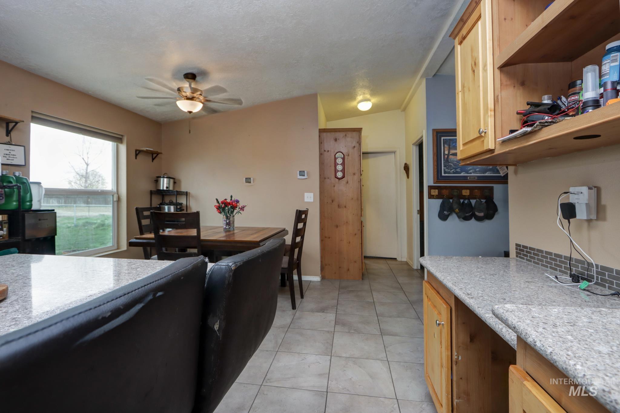 1583 Dustin Dr Property Photo 7