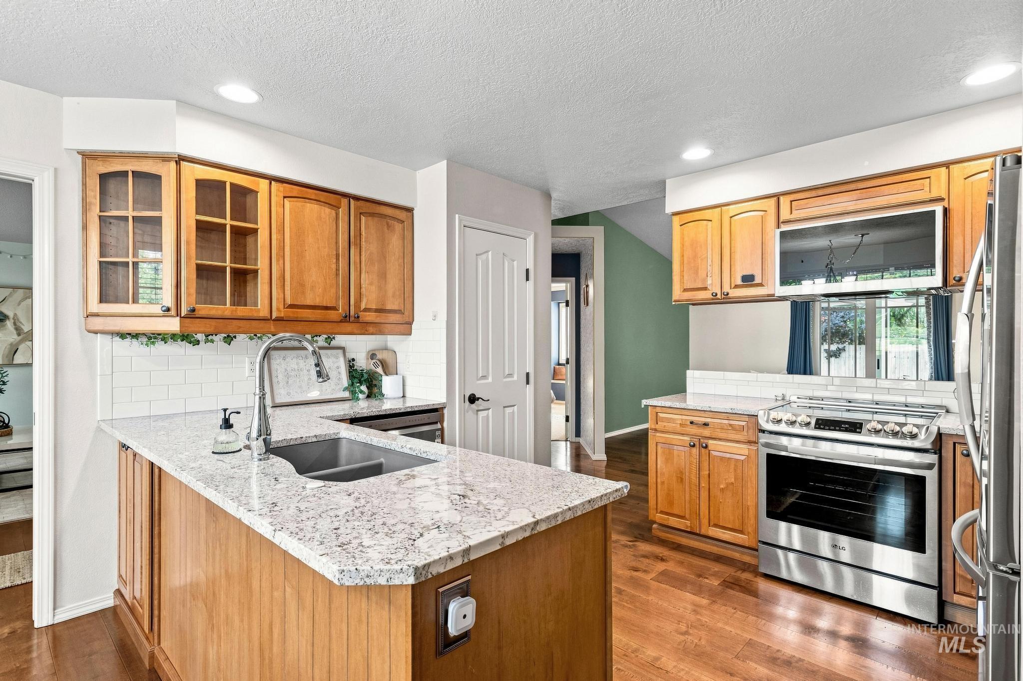2851 N Camden Place Property Photo 14