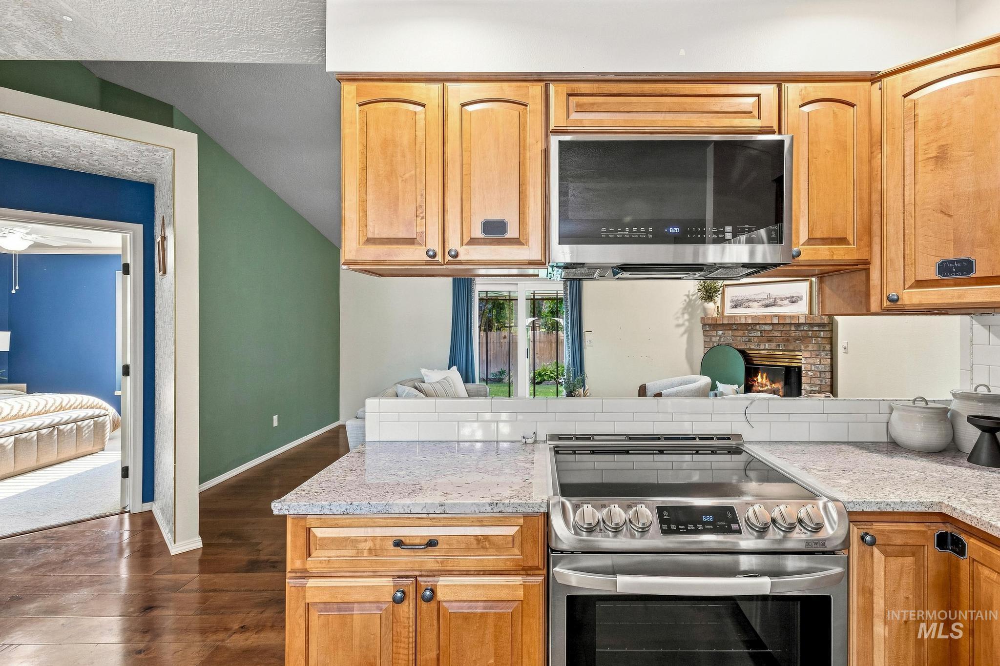 2851 N Camden Place Property Photo 17