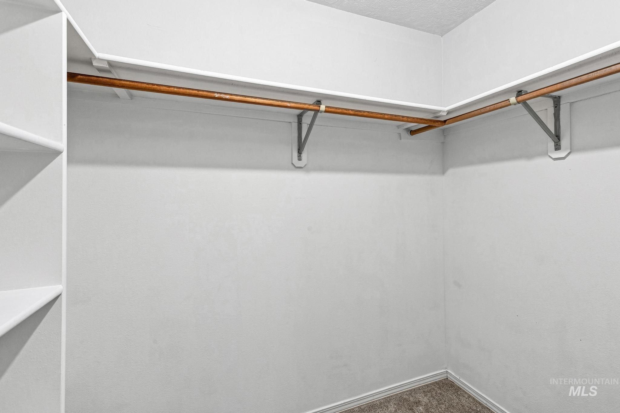 2851 N Camden Place Property Photo 20