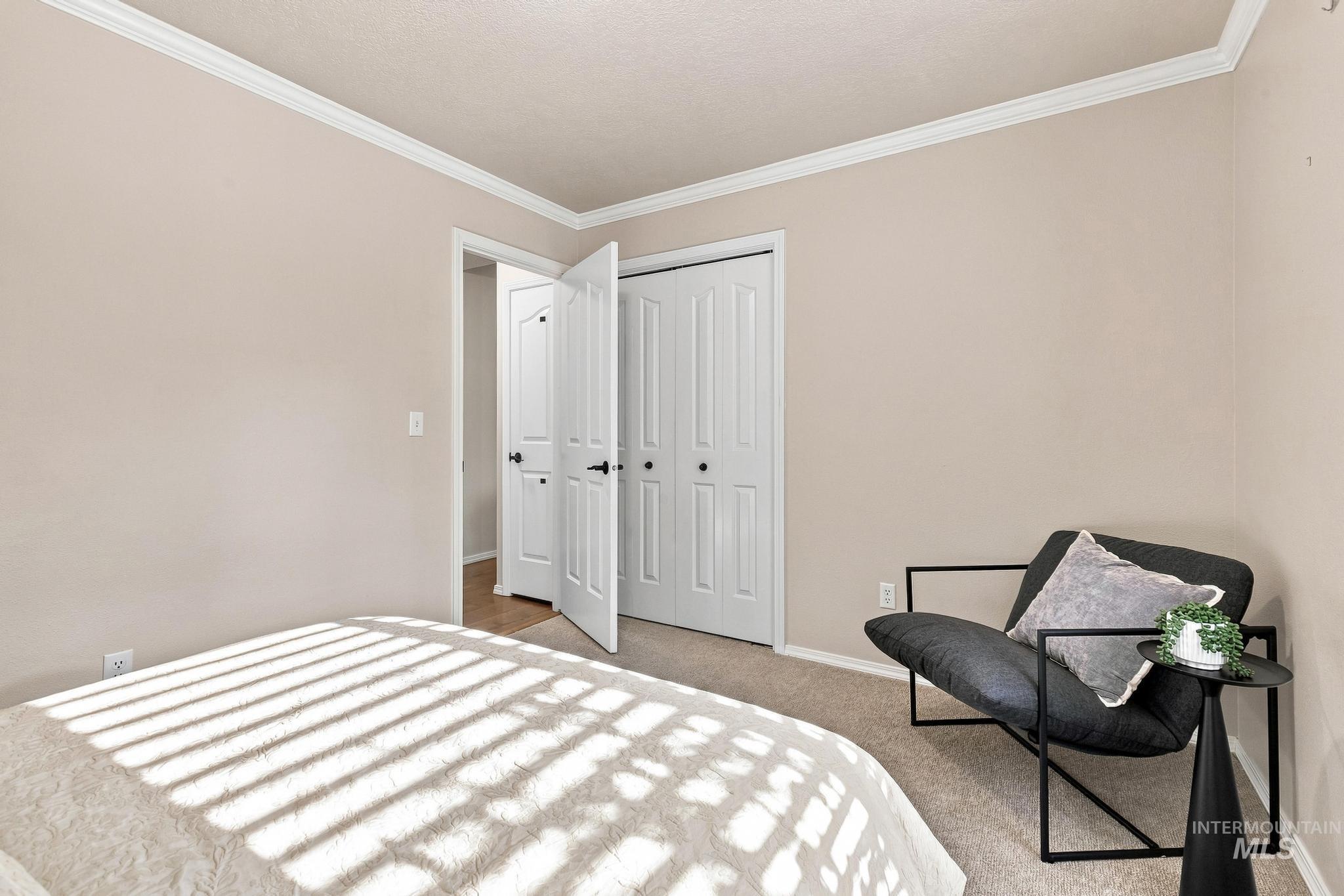 2851 N Camden Place Property Photo 21