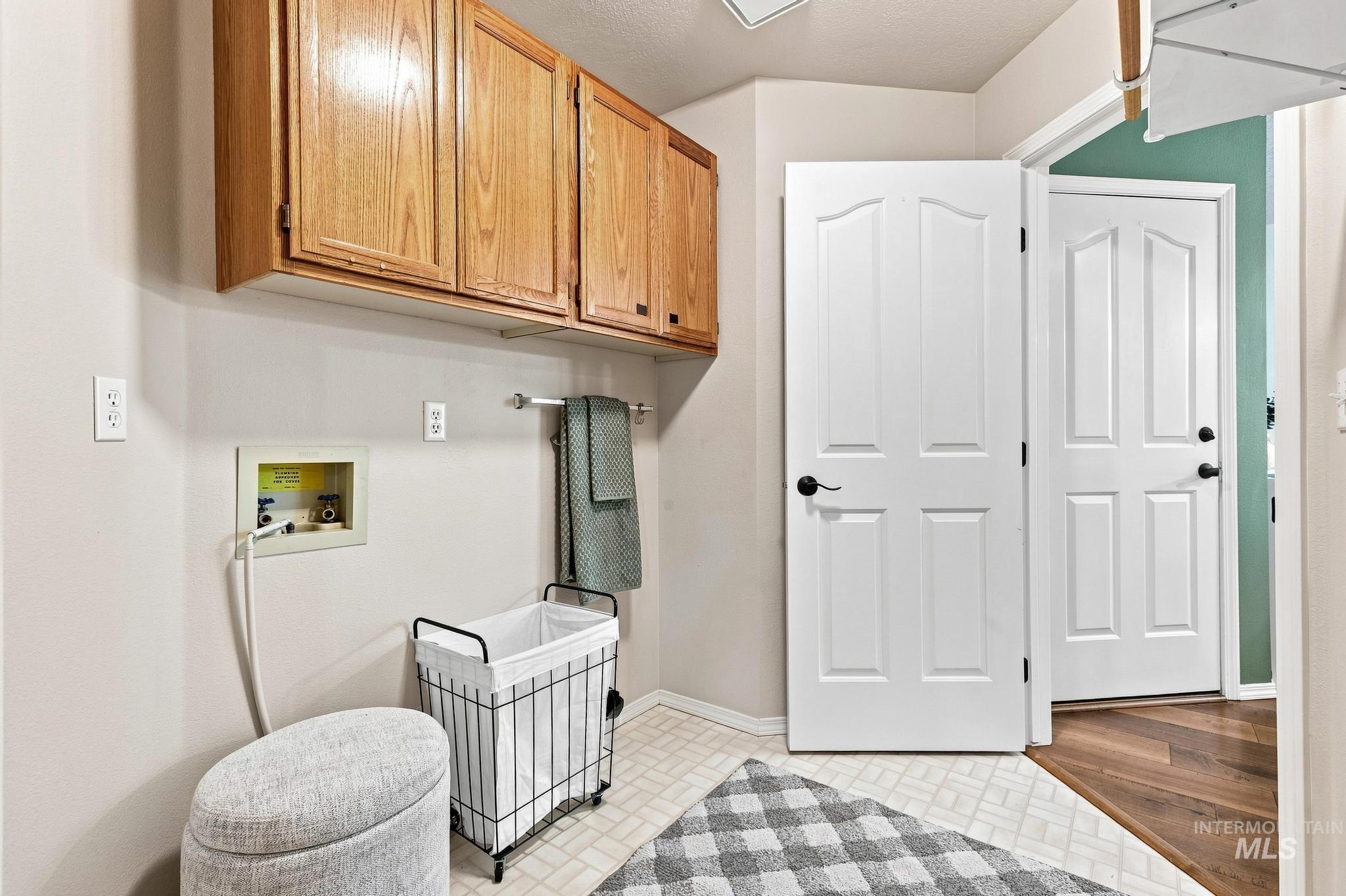 2851 N Camden Place Property Photo 22