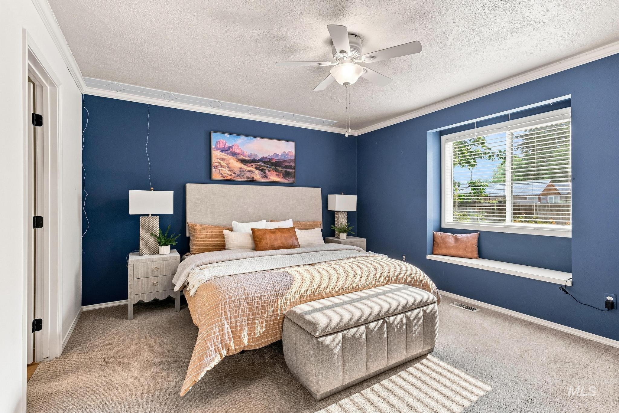 2851 N Camden Place Property Photo 23