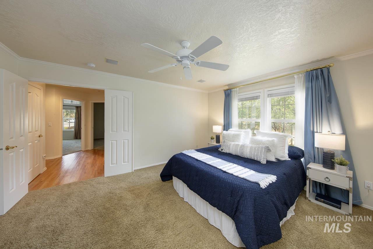 1409 S Middle Creek Ct Property Photo 21