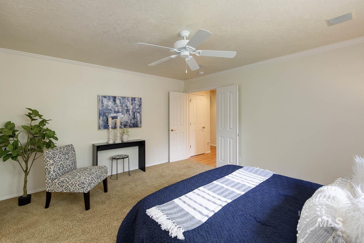 1409 S Middle Creek Ct Property Photo 22